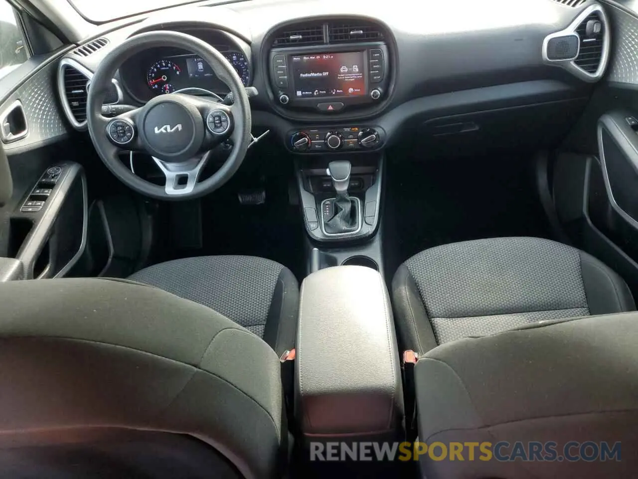 8 Photograph of a damaged car KNDJ23AU3N7807287 KIA SOUL 2022