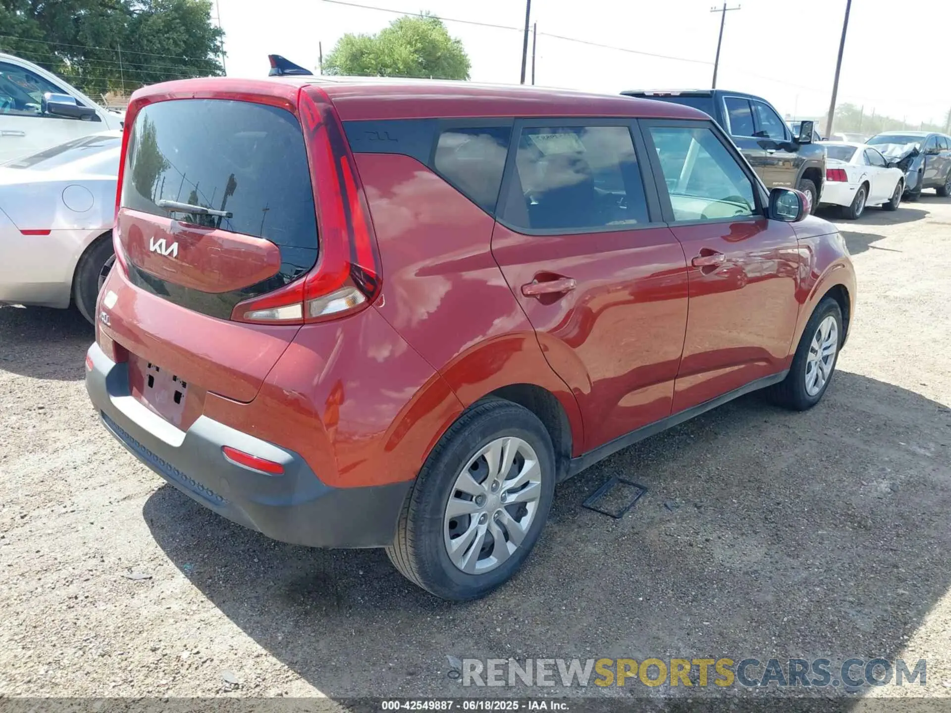 4 Photograph of a damaged car KNDJ23AU3N7828429 KIA SOUL 2022