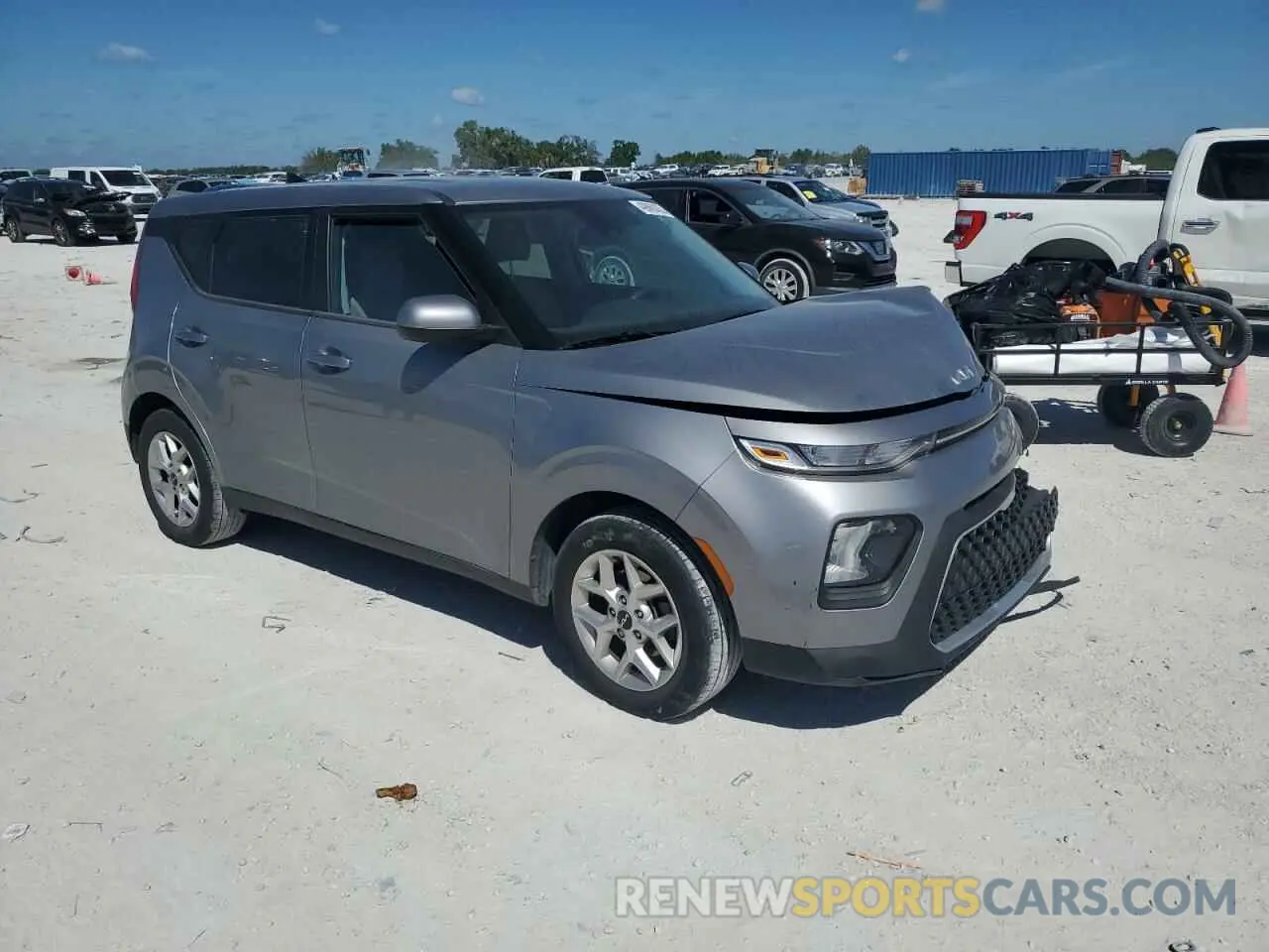 4 Photograph of a damaged car KNDJ23AU3N7836370 KIA SOUL 2022