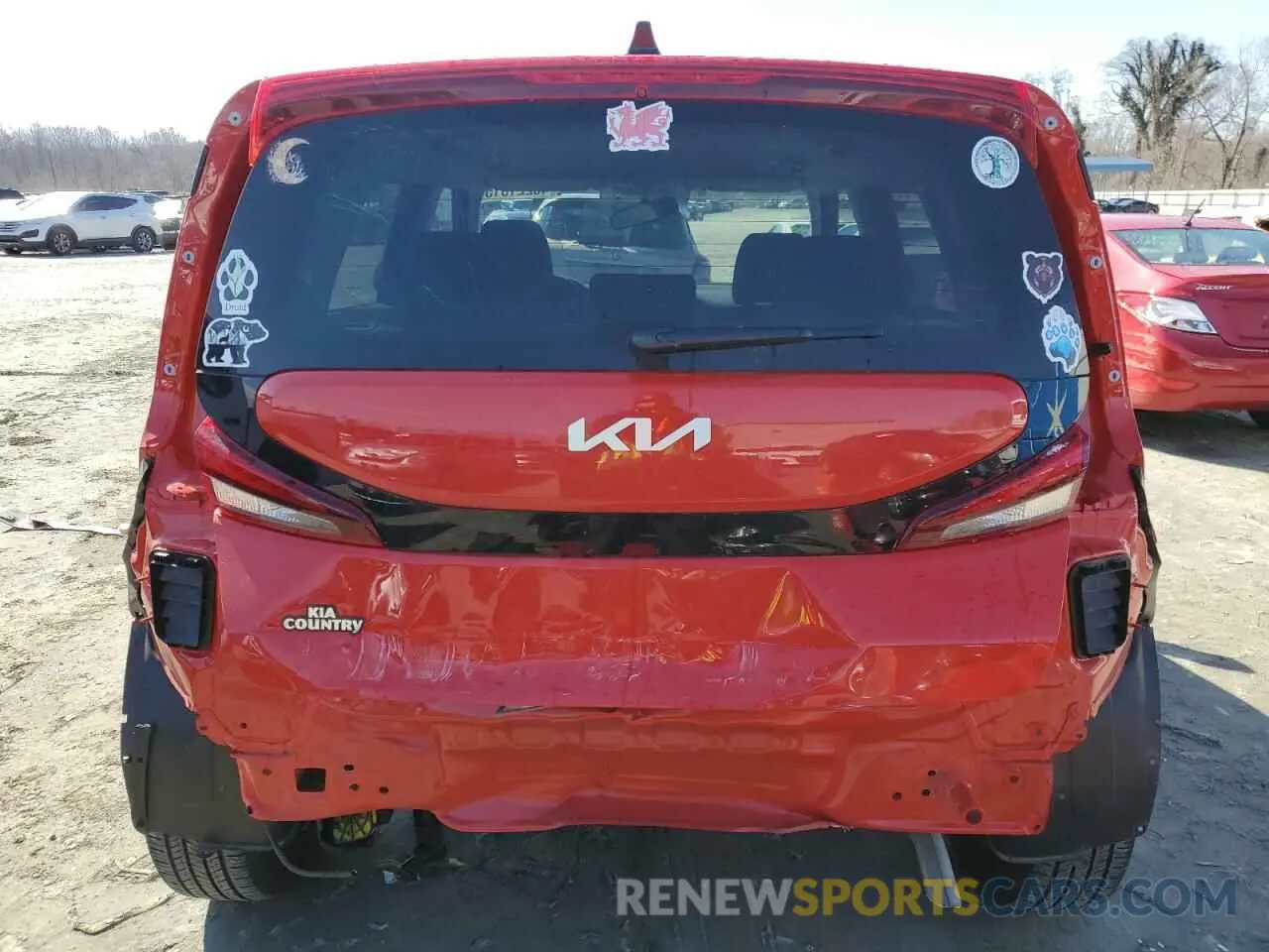 6 Photograph of a damaged car KNDJ23AU4N7157742 KIA SOUL 2022