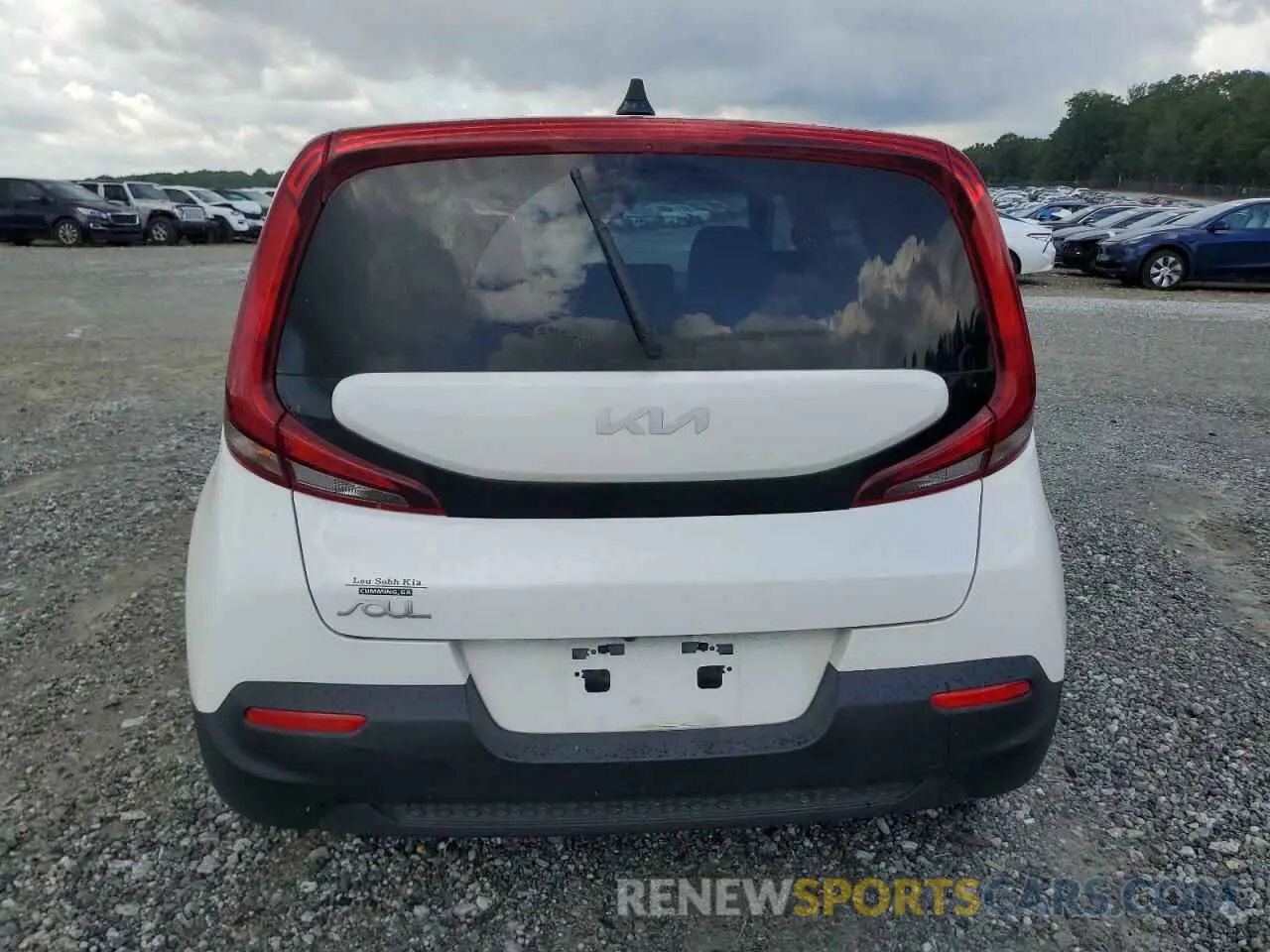 6 Photograph of a damaged car KNDJ23AU4N7179546 KIA SOUL 2022
