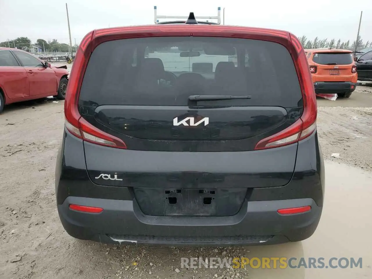 6 Photograph of a damaged car KNDJ23AU4N7183659 KIA SOUL 2022