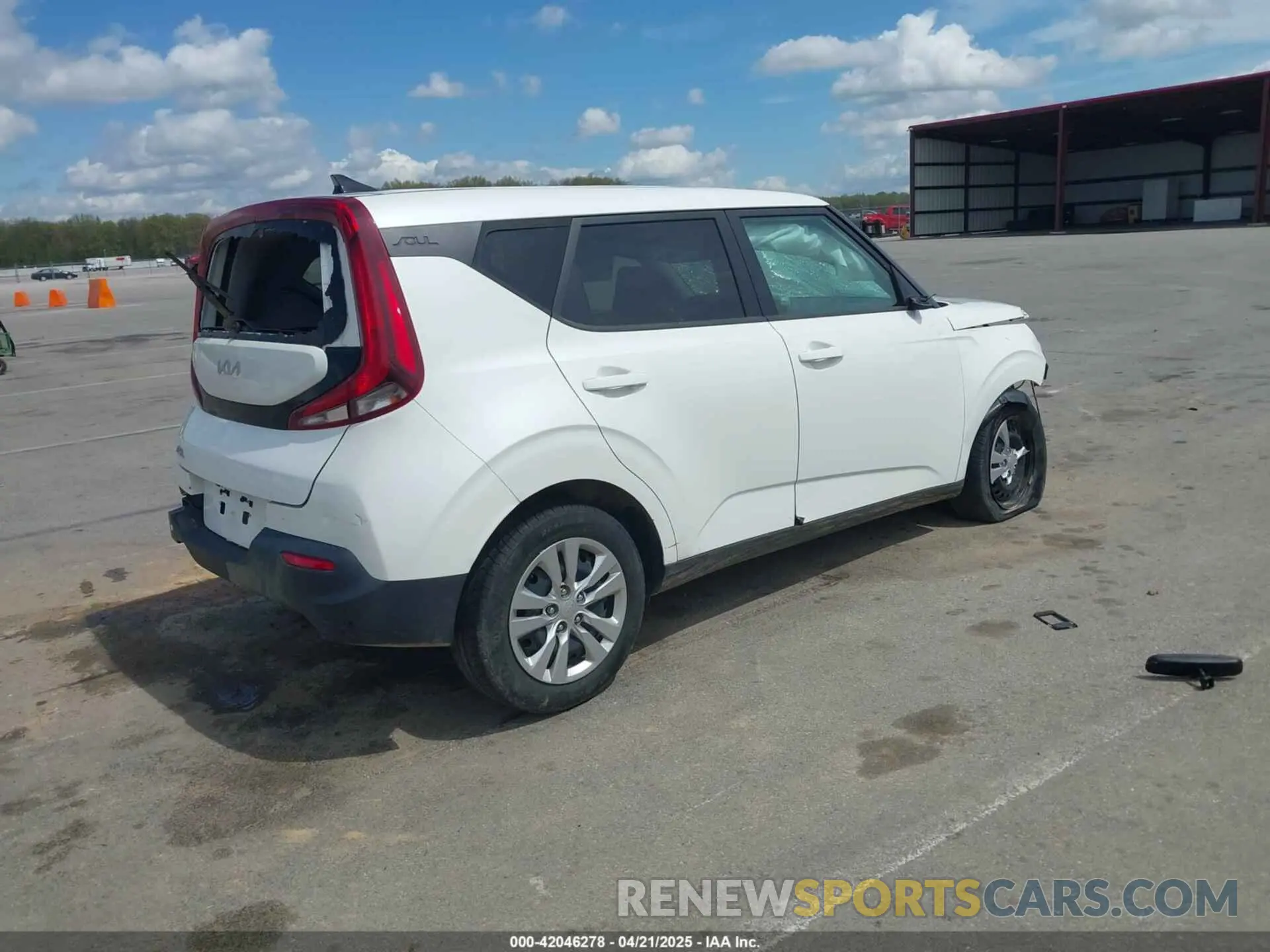 4 Photograph of a damaged car KNDJ23AU4N7797580 KIA SOUL 2022