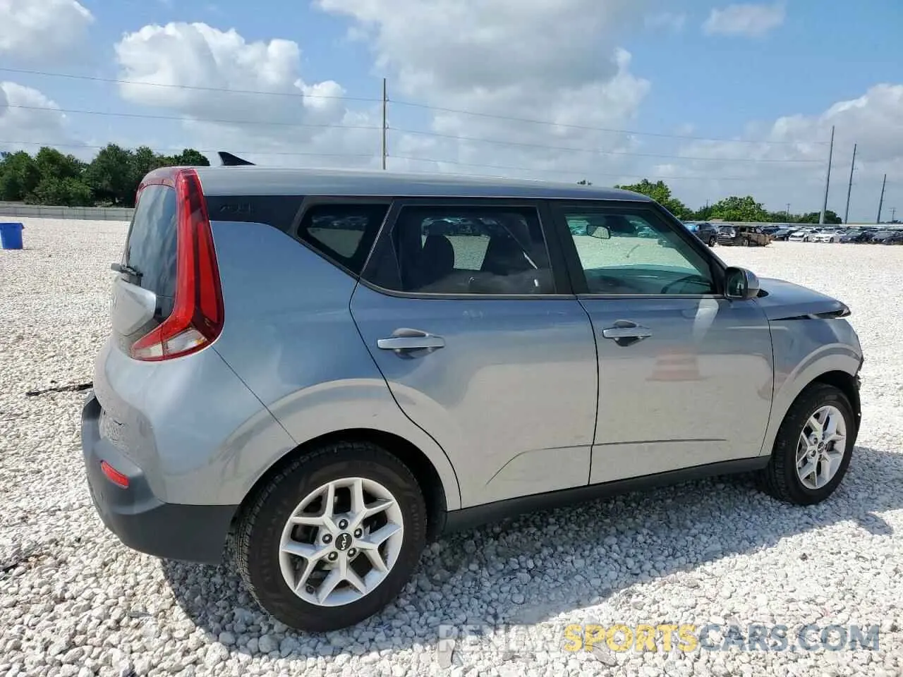 3 Photograph of a damaged car KNDJ23AU4N7828570 KIA SOUL 2022