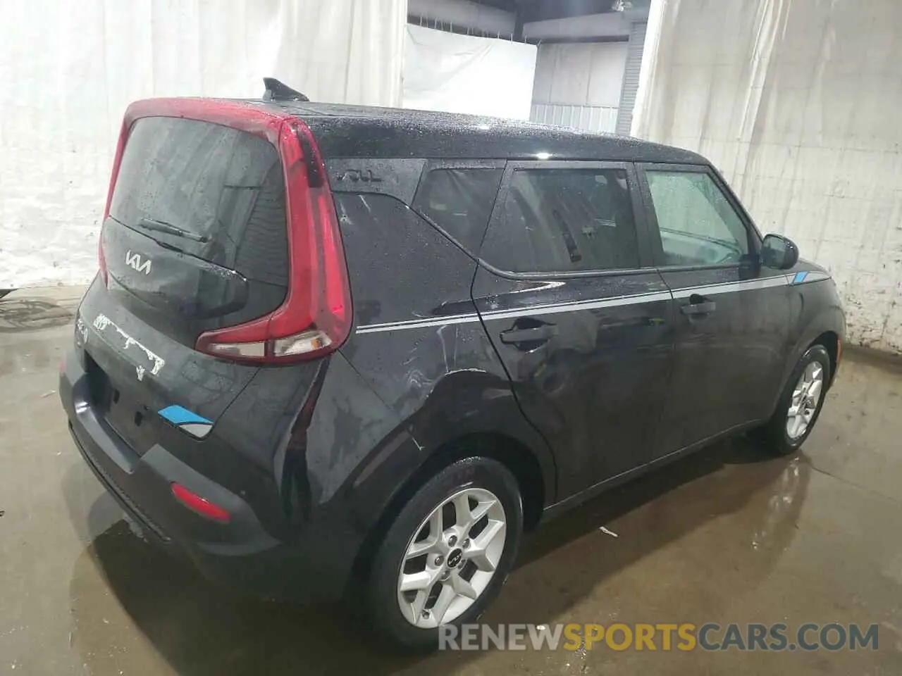 3 Photograph of a damaged car KNDJ23AU5N7164067 KIA SOUL 2022