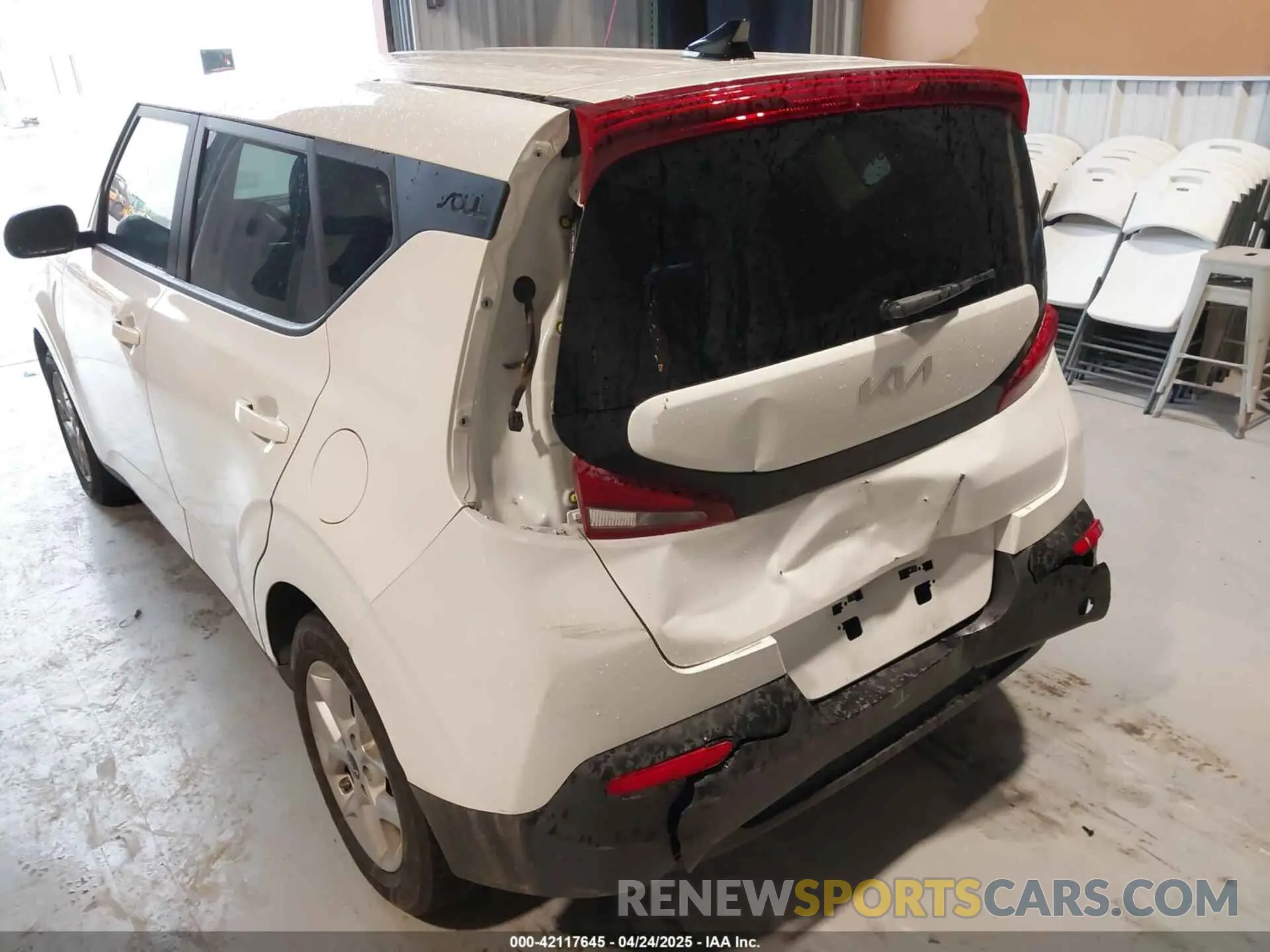 6 Photograph of a damaged car KNDJ23AU5N7168202 KIA SOUL 2022