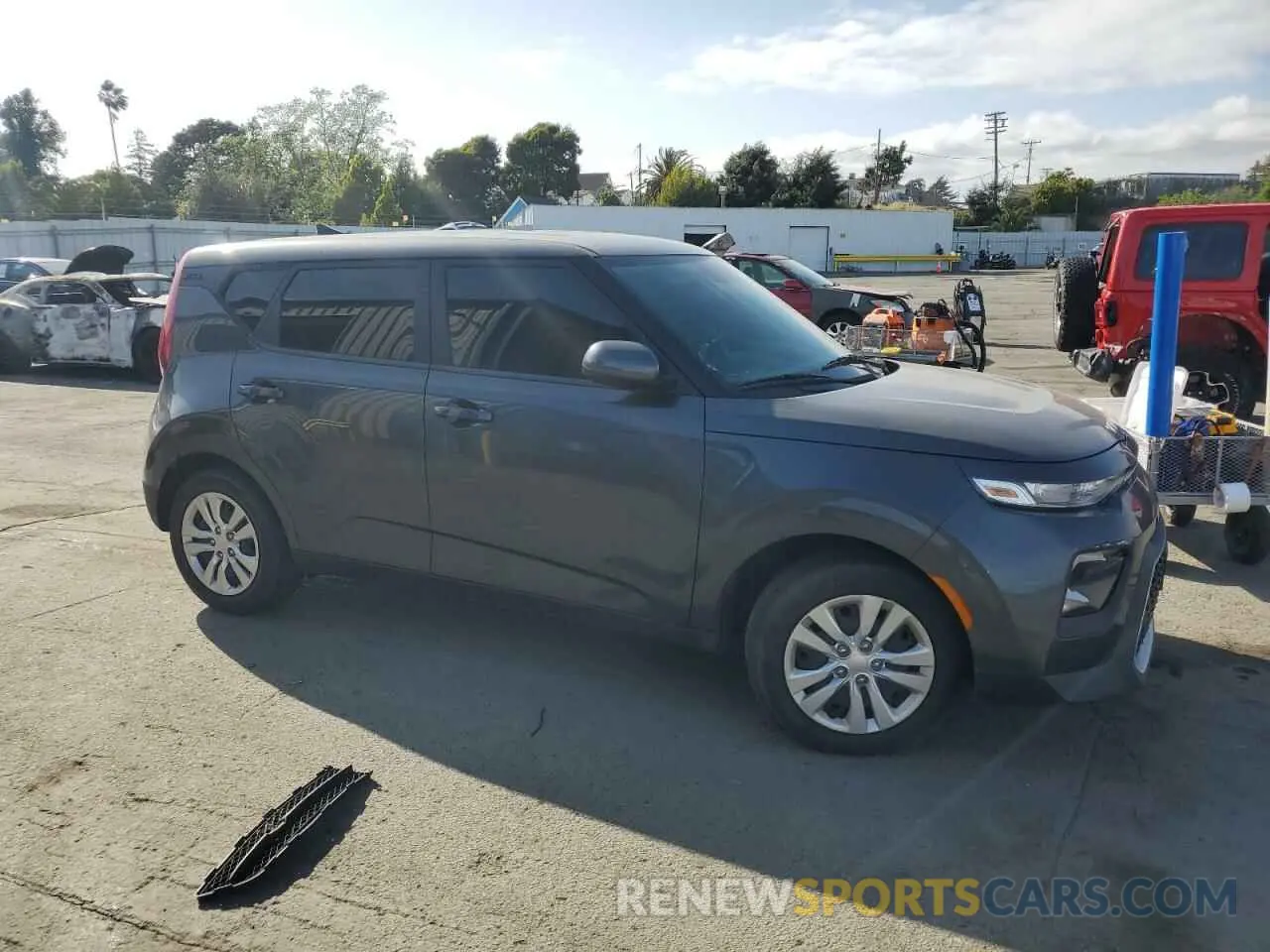 4 Photograph of a damaged car KNDJ23AU5N7798480 KIA SOUL 2022
