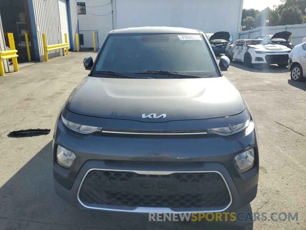 5 Photograph of a damaged car KNDJ23AU5N7798480 KIA SOUL 2022