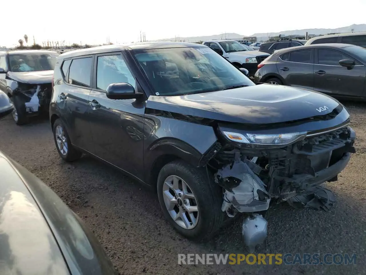 4 Photograph of a damaged car KNDJ23AU5N7804570 KIA SOUL 2022