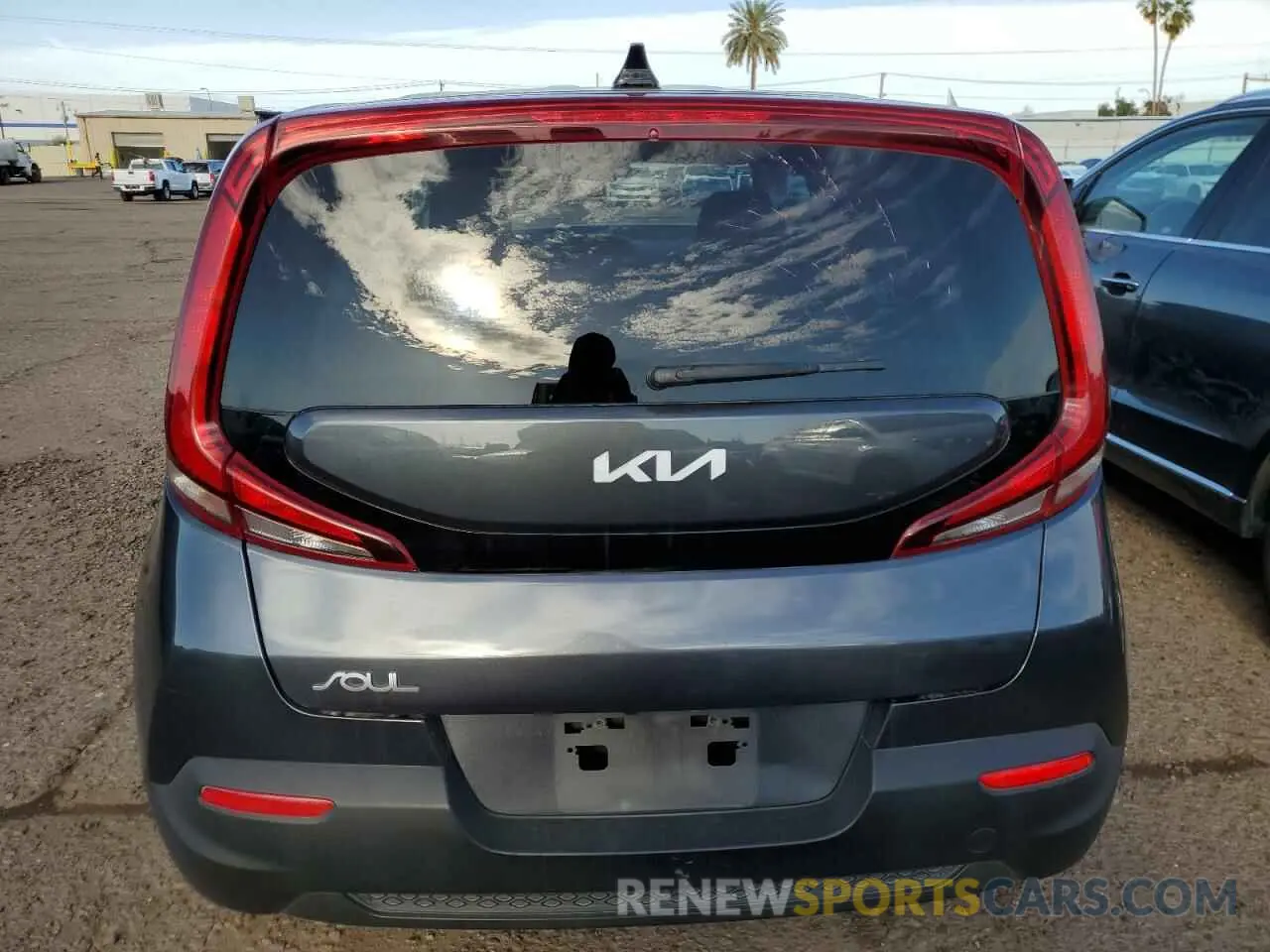 6 Photograph of a damaged car KNDJ23AU5N7804570 KIA SOUL 2022