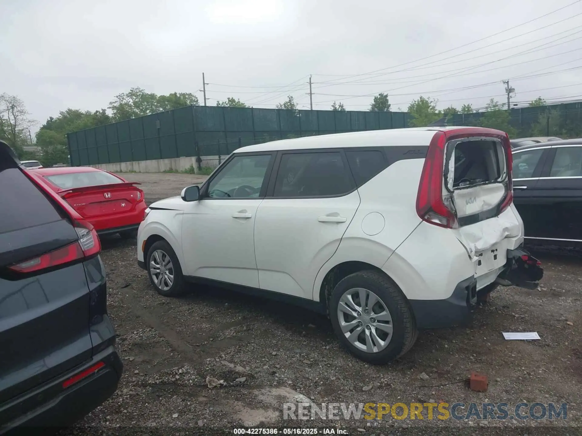 14 Photograph of a damaged car KNDJ23AU5N7812393 KIA SOUL 2022