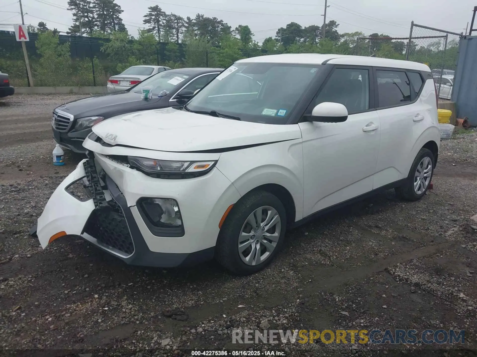 2 Photograph of a damaged car KNDJ23AU5N7812393 KIA SOUL 2022