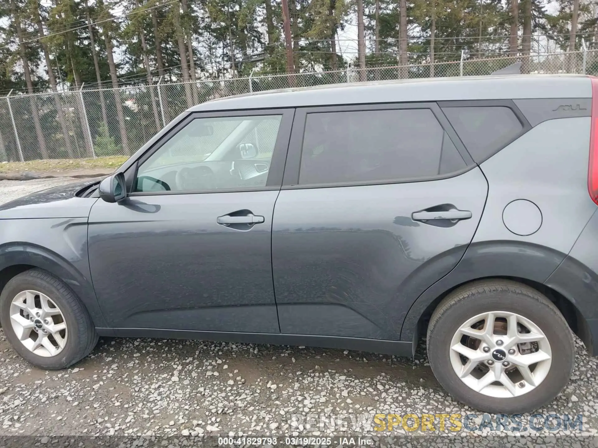 13 Photograph of a damaged car KNDJ23AU5N7834572 KIA SOUL 2022