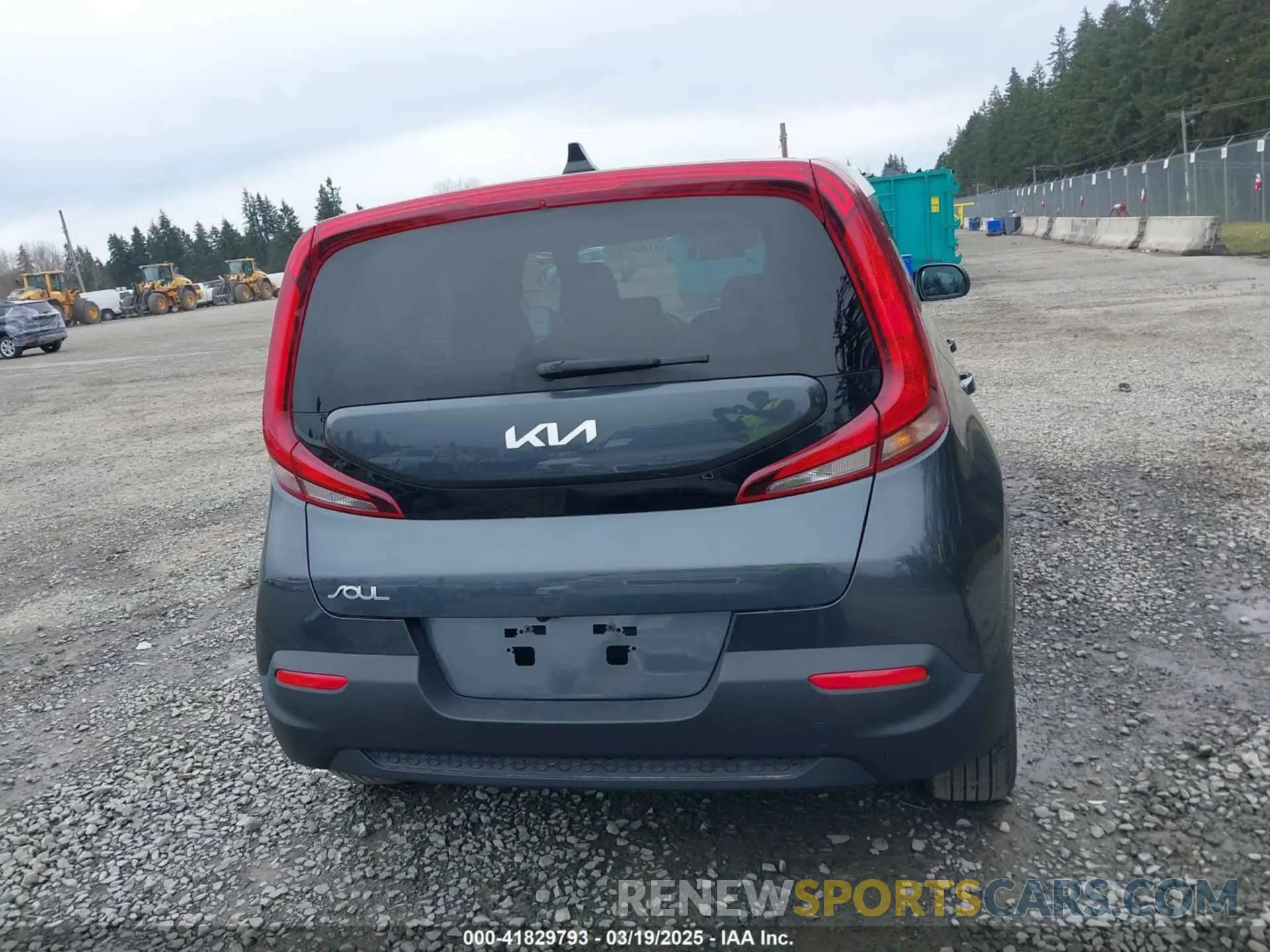 15 Photograph of a damaged car KNDJ23AU5N7834572 KIA SOUL 2022