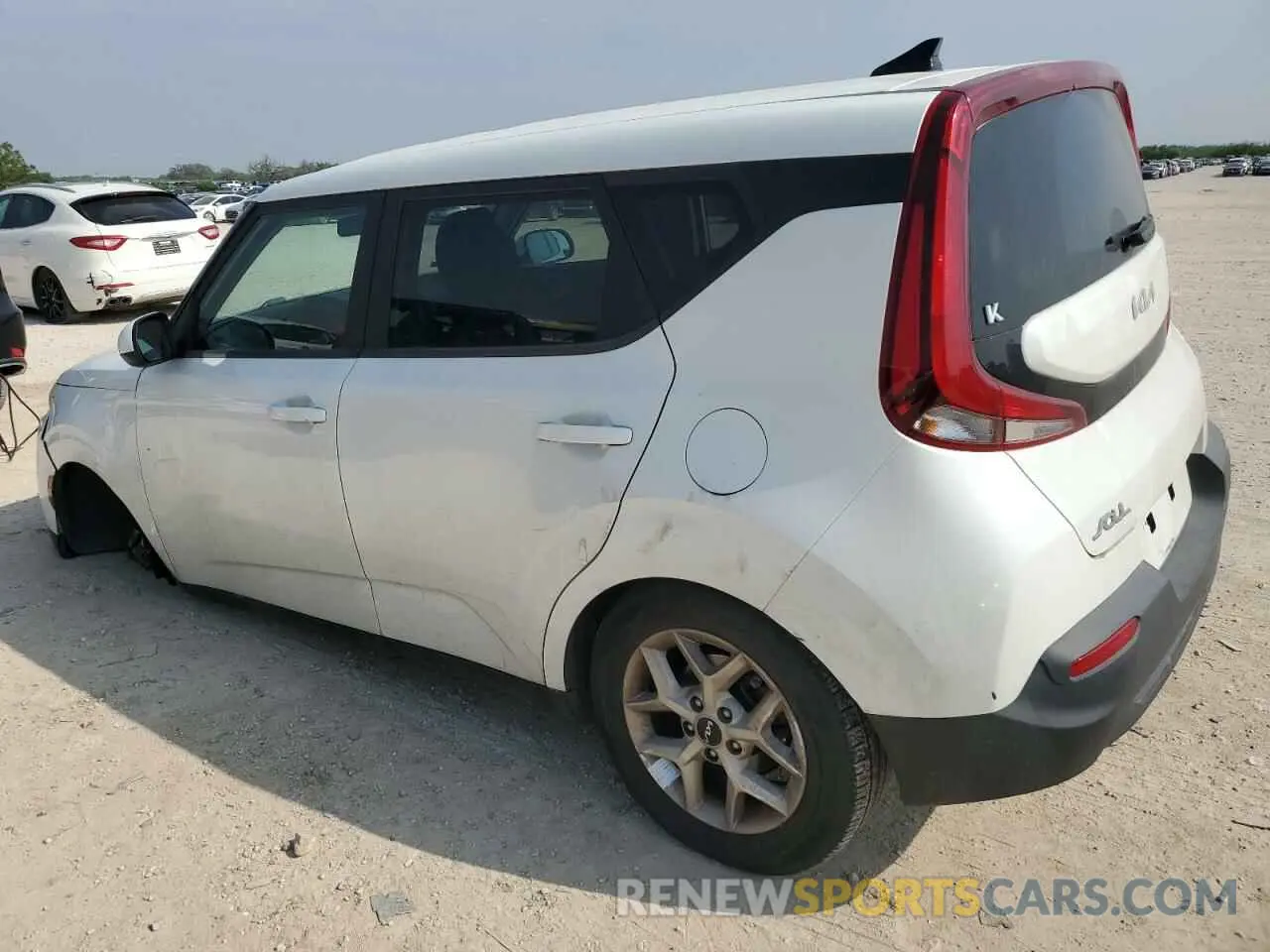 2 Photograph of a damaged car KNDJ23AU6N7157547 KIA SOUL 2022
