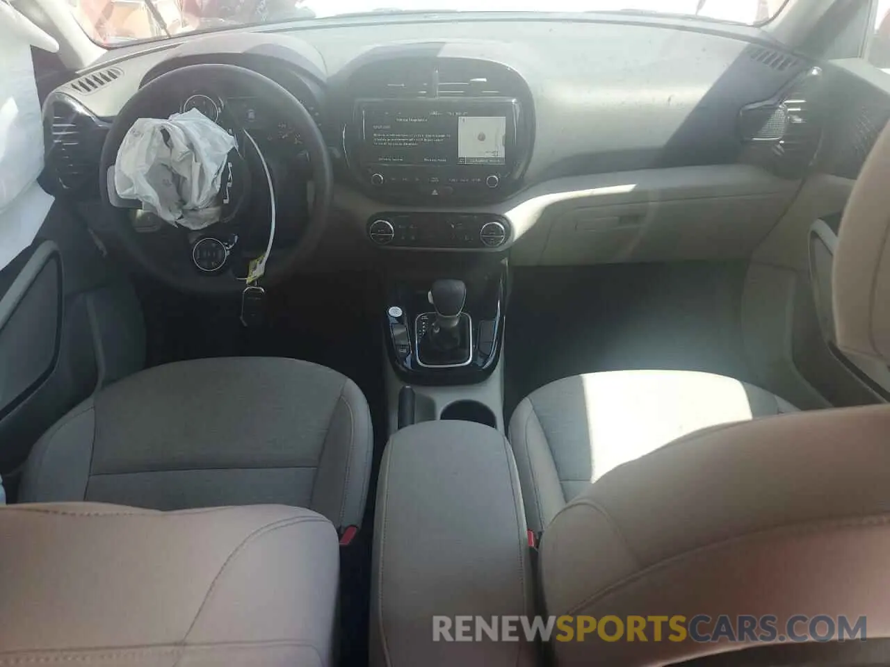 8 Photograph of a damaged car KNDJ23AU7N7154060 KIA SOUL 2022