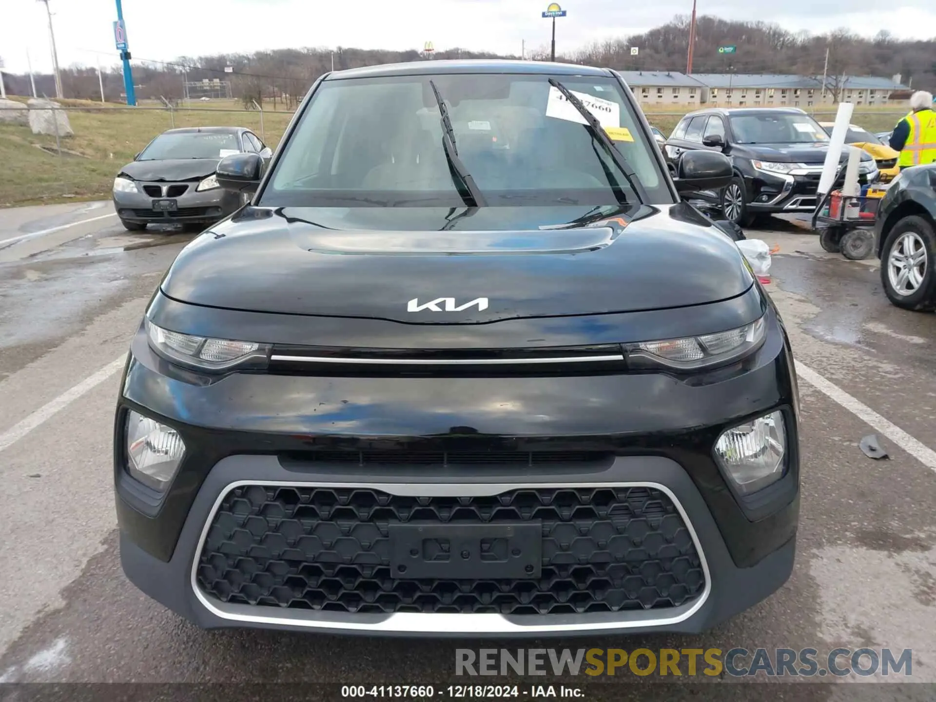12 Photograph of a damaged car KNDJ23AU7N7163132 KIA SOUL 2022