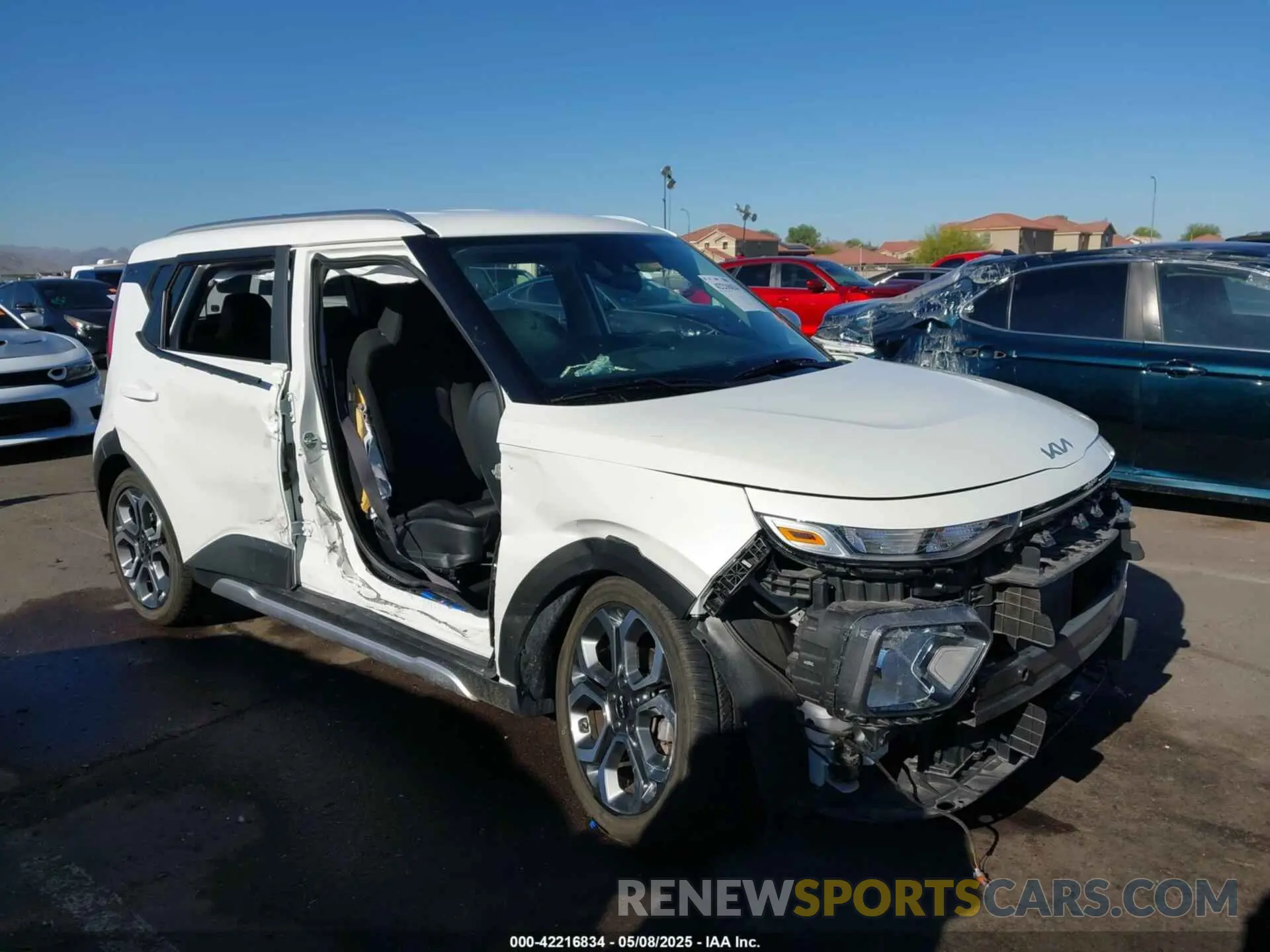 1 Photograph of a damaged car KNDJ23AU7N7163695 KIA SOUL 2022