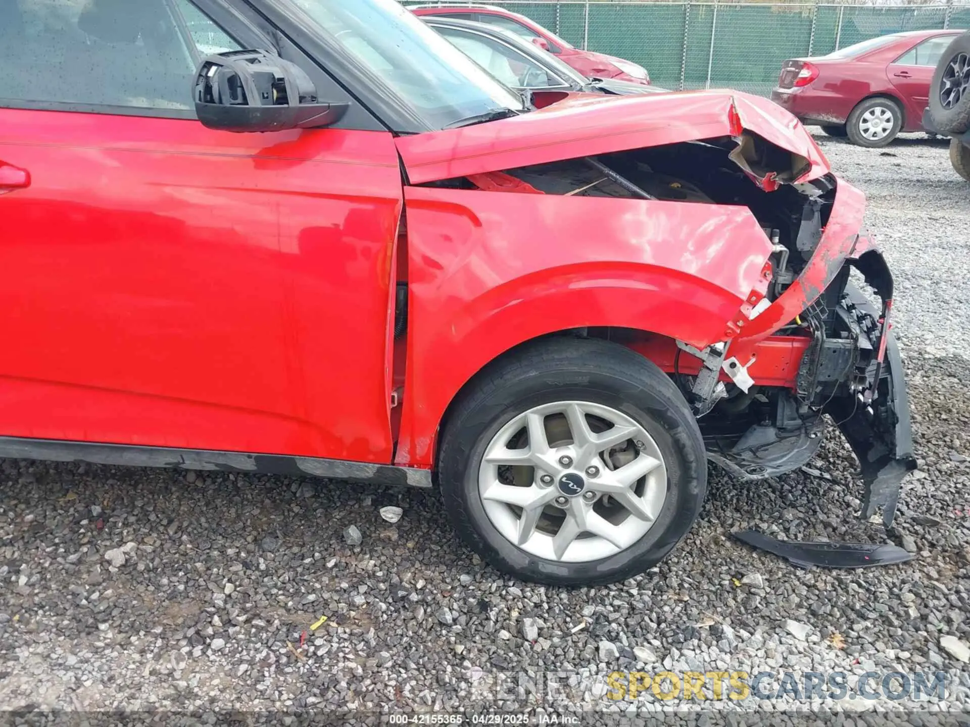17 Photograph of a damaged car KNDJ23AU7N7178035 KIA SOUL 2022
