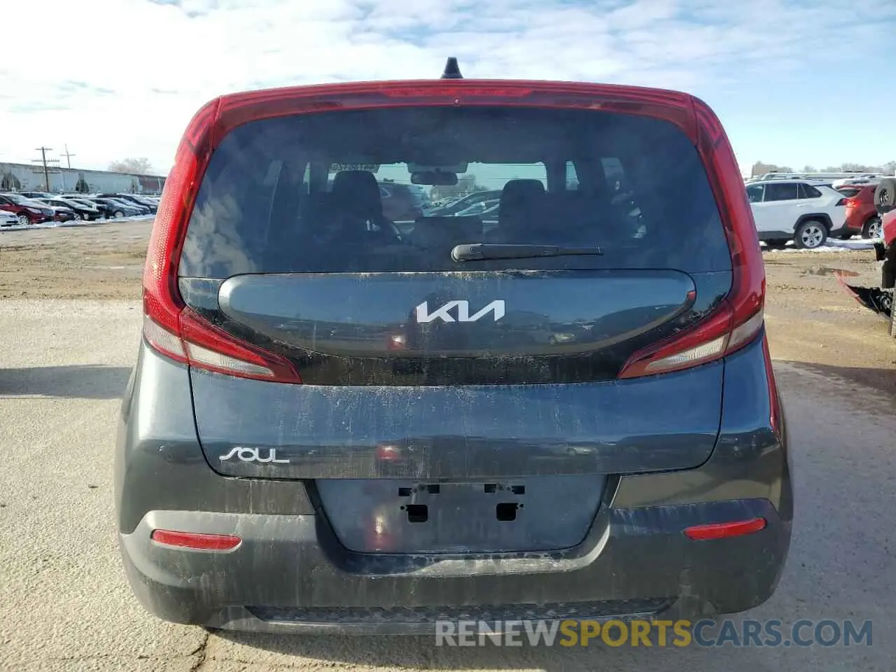 6 Photograph of a damaged car KNDJ23AU7N7834752 KIA SOUL 2022
