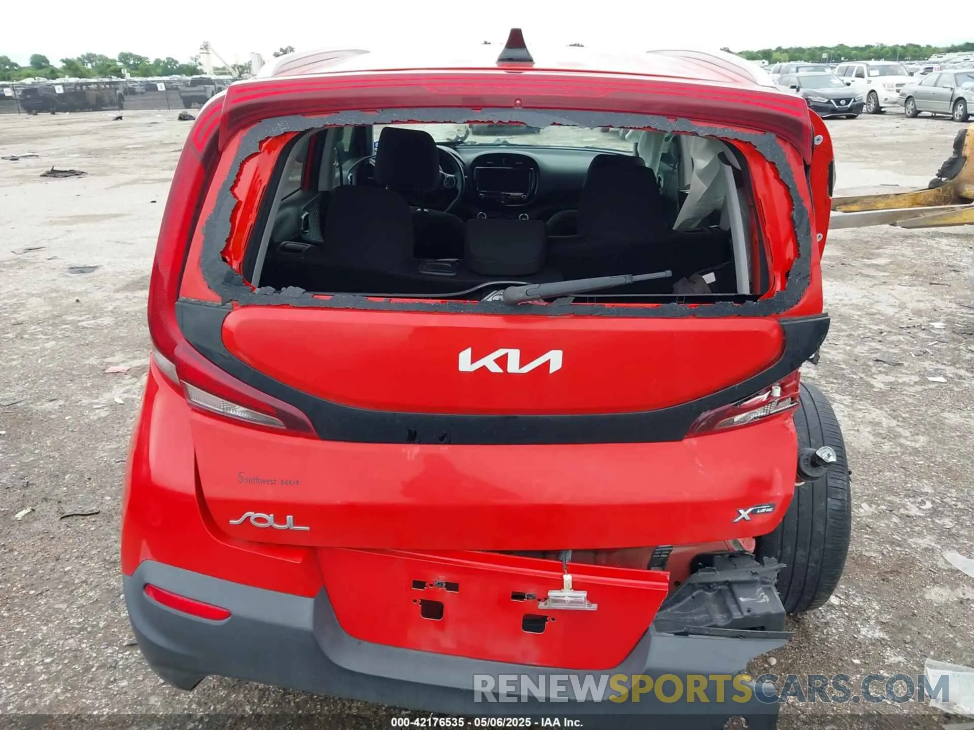 15 Photograph of a damaged car KNDJ23AU8N7166024 KIA SOUL 2022