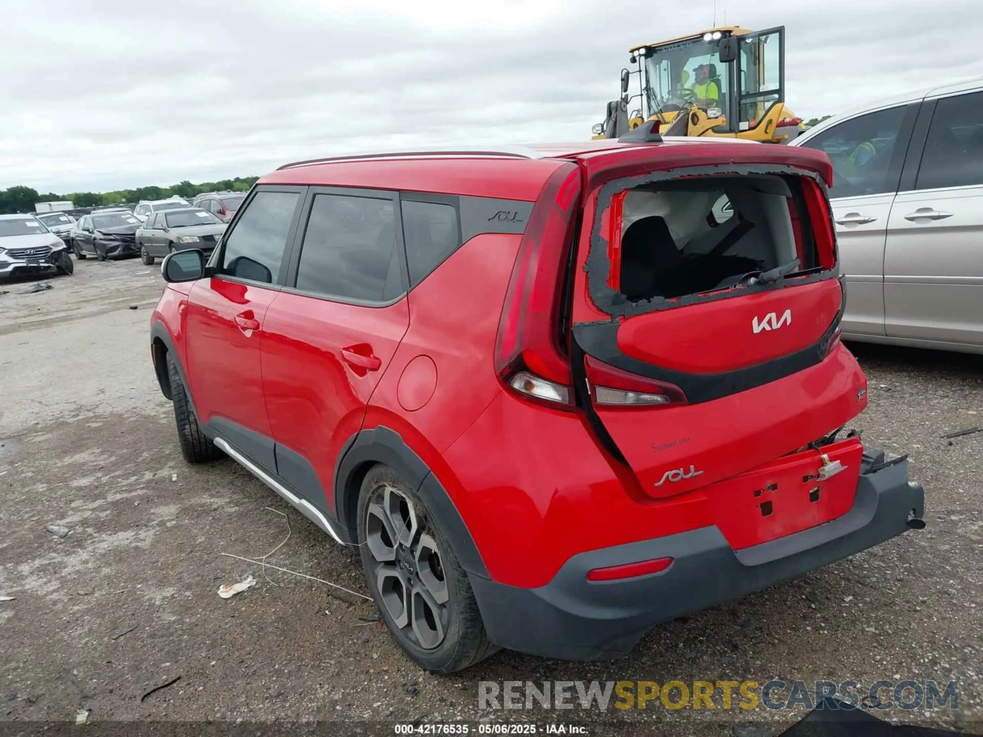 3 Photograph of a damaged car KNDJ23AU8N7166024 KIA SOUL 2022