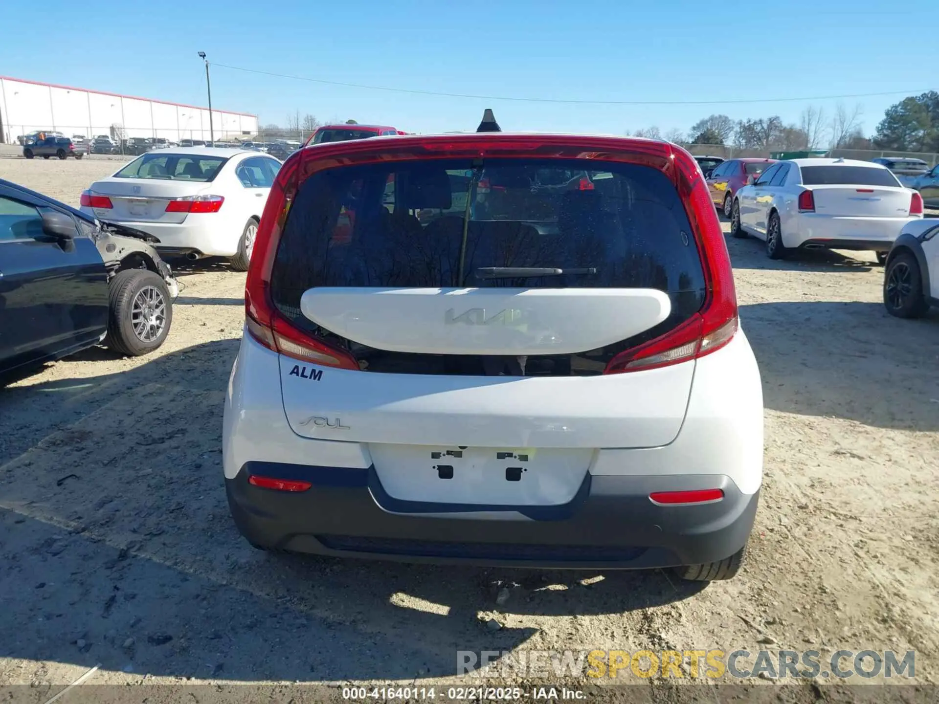 17 Photograph of a damaged car KNDJ23AU8N7176987 KIA SOUL 2022