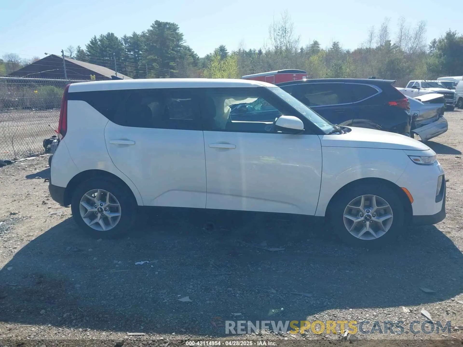 13 Photograph of a damaged car KNDJ23AU8N7179081 KIA SOUL 2022