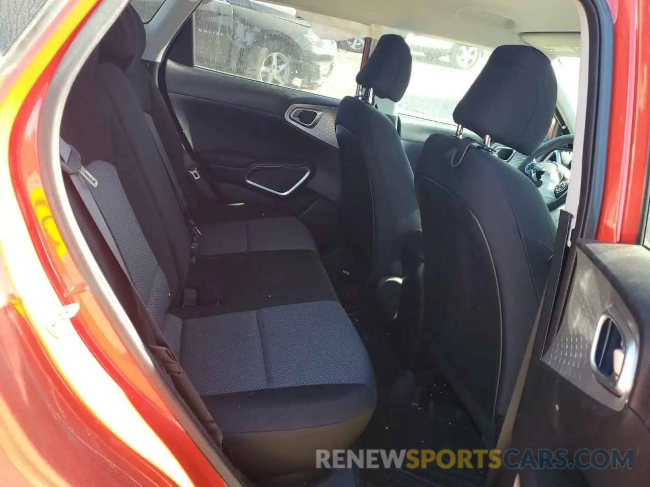 10 Photograph of a damaged car KNDJ23AU8N7184281 KIA SOUL 2022