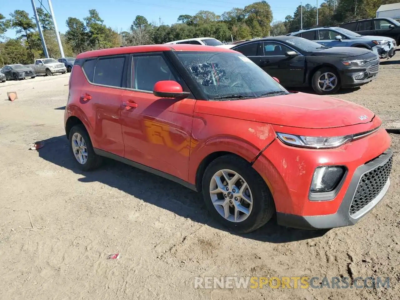 4 Photograph of a damaged car KNDJ23AU8N7184281 KIA SOUL 2022