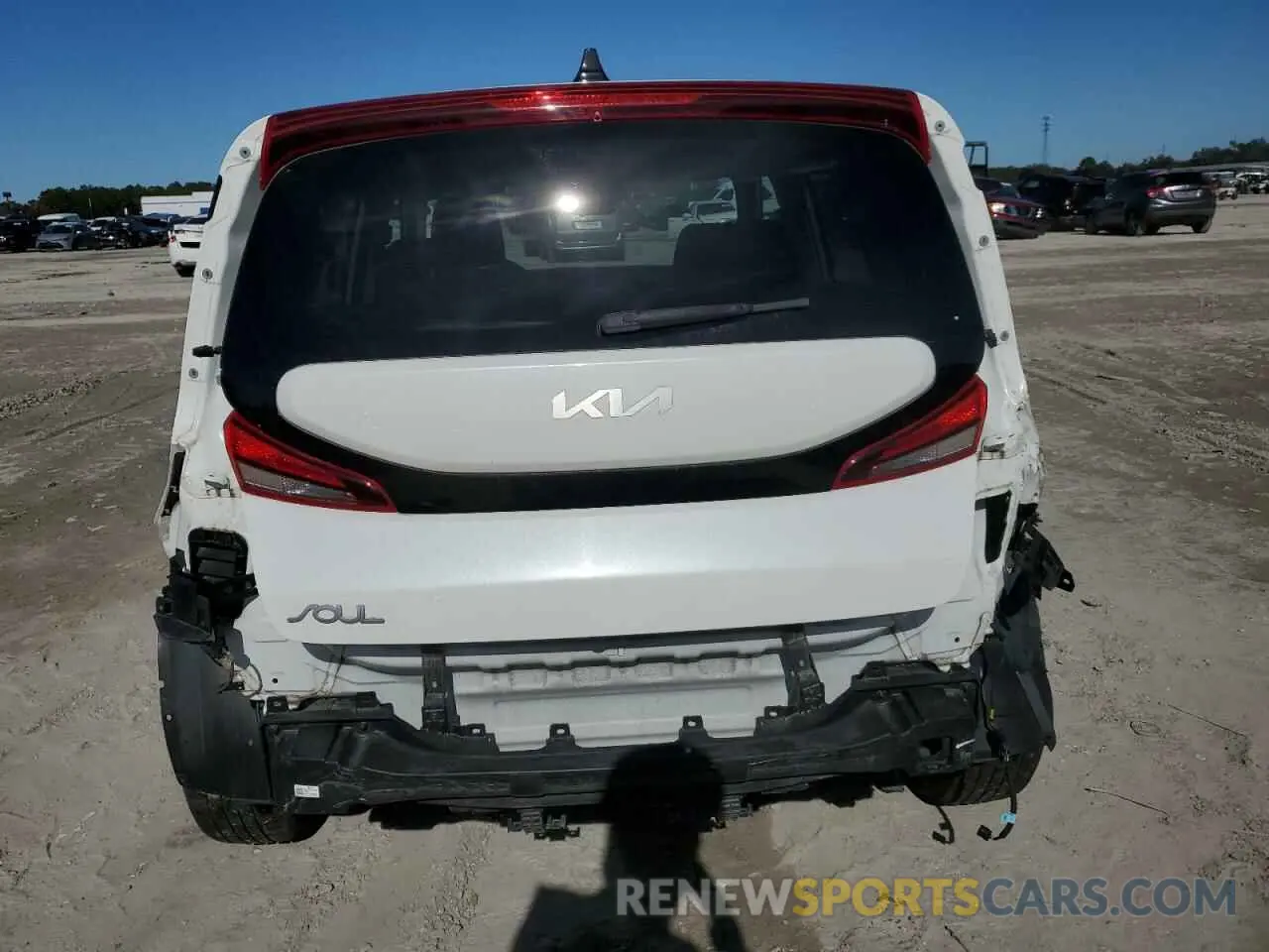 6 Photograph of a damaged car KNDJ23AU9N7165187 KIA SOUL 2022