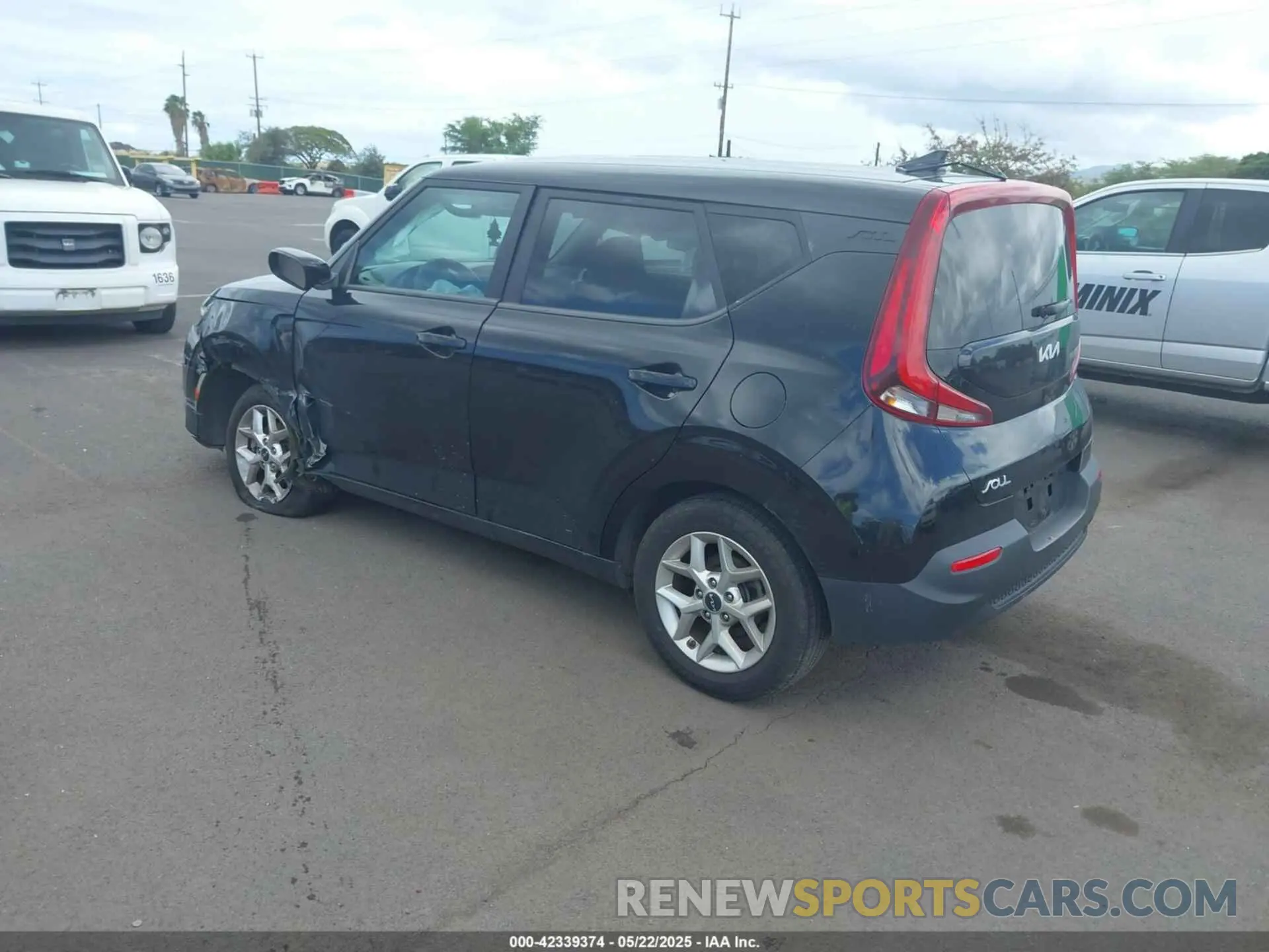 3 Photograph of a damaged car KNDJ23AU9N7171832 KIA SOUL 2022