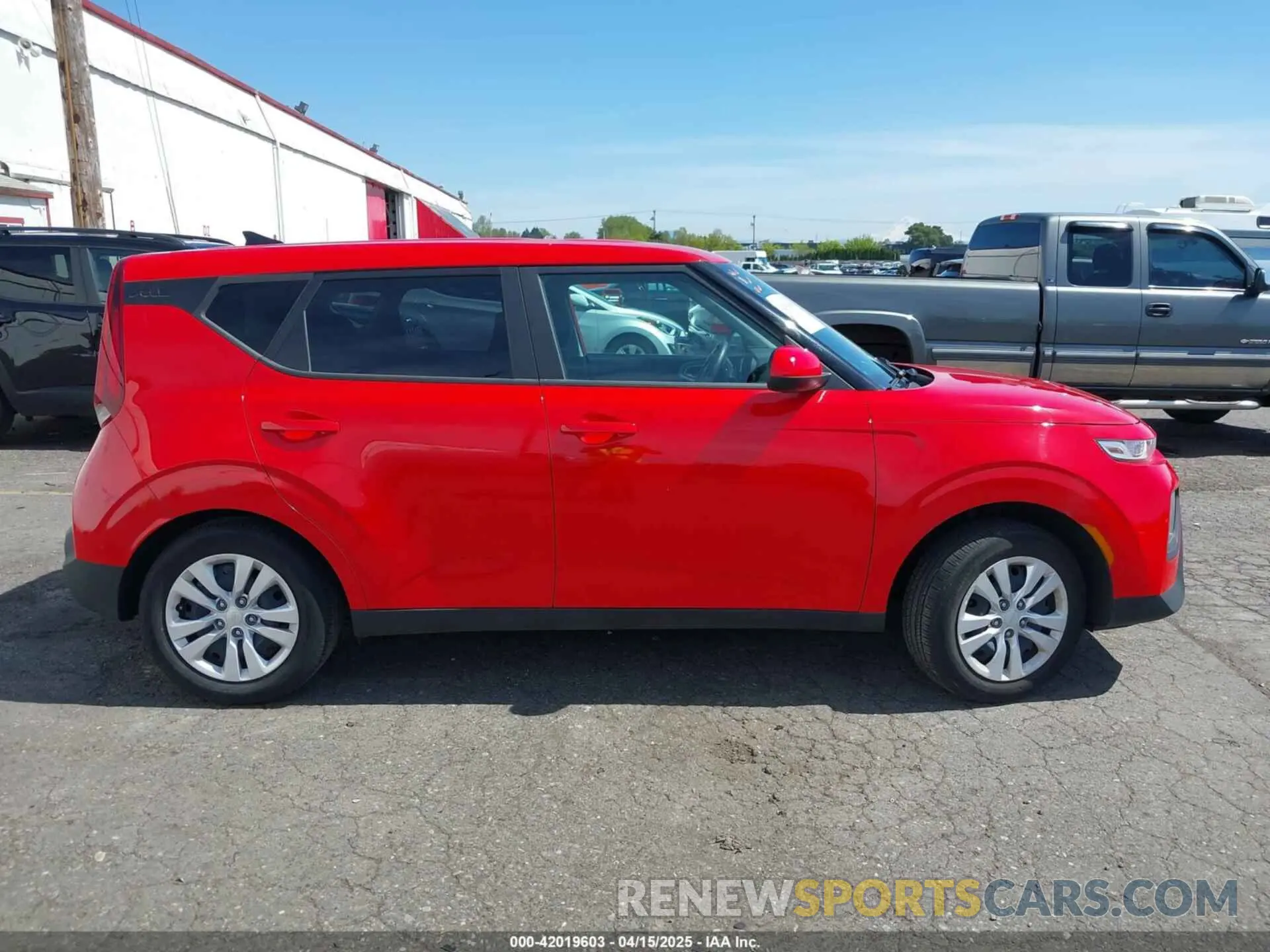 13 Photograph of a damaged car KNDJ23AU9N7183088 KIA SOUL 2022