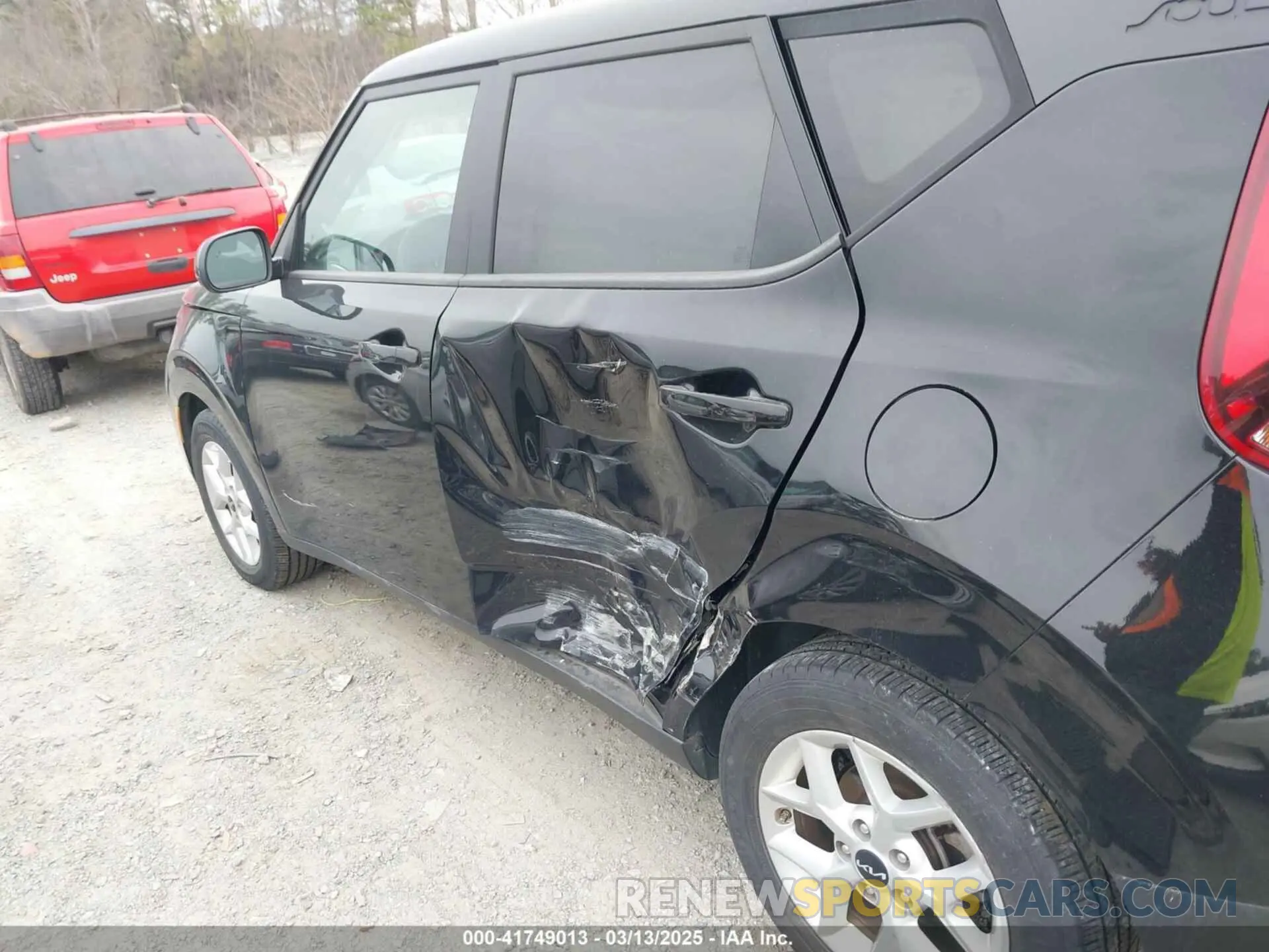 6 Photograph of a damaged car KNDJ23AU9N7183964 KIA SOUL 2022
