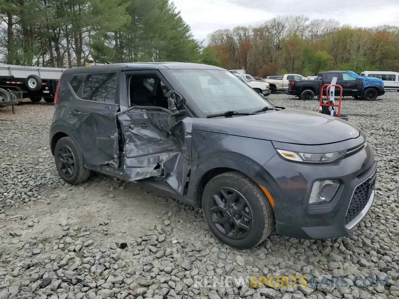 4 Photograph of a damaged car KNDJ23AU9N7822084 KIA SOUL 2022
