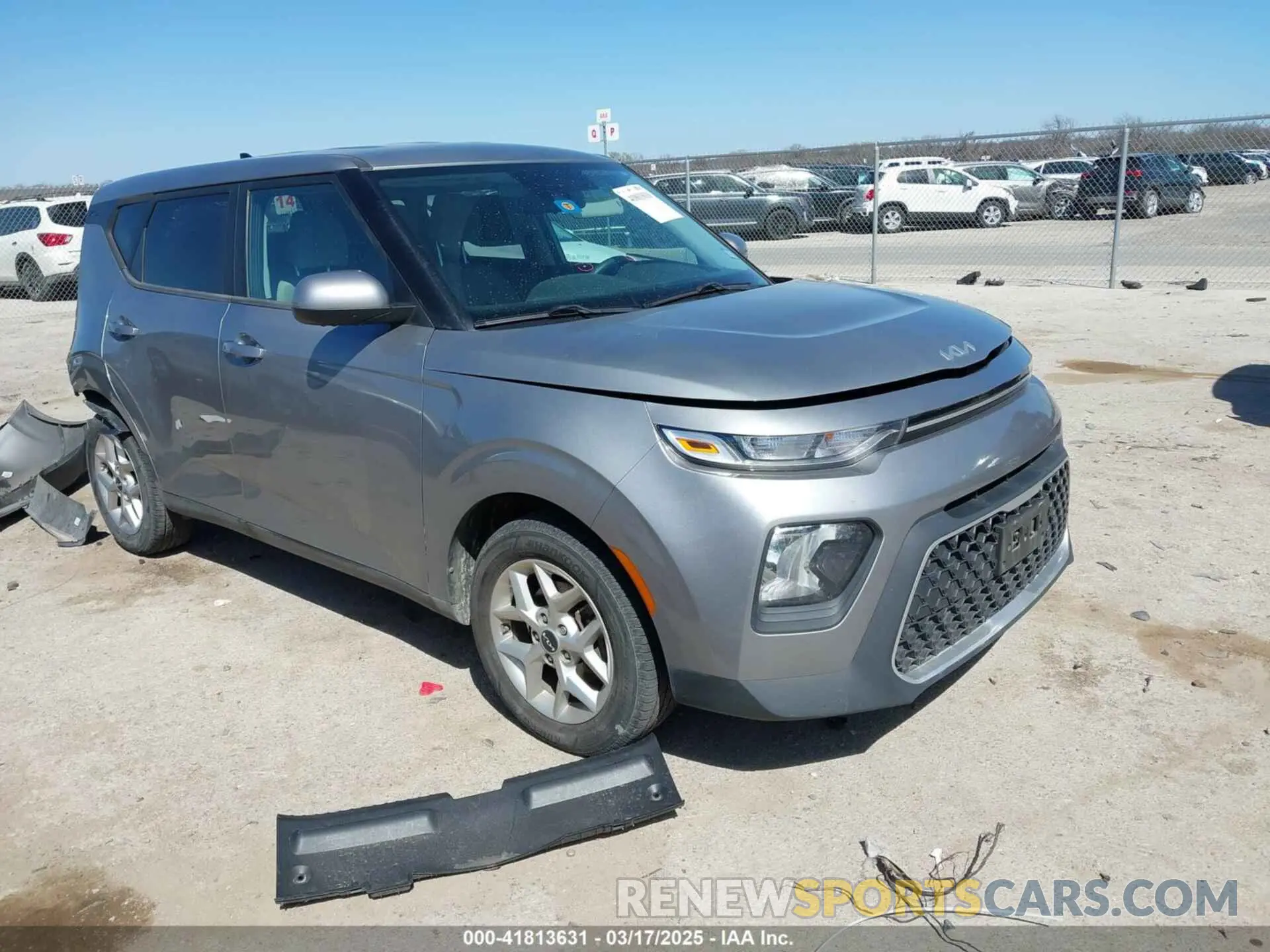 1 Photograph of a damaged car KNDJ23AU9N7823431 KIA SOUL 2022