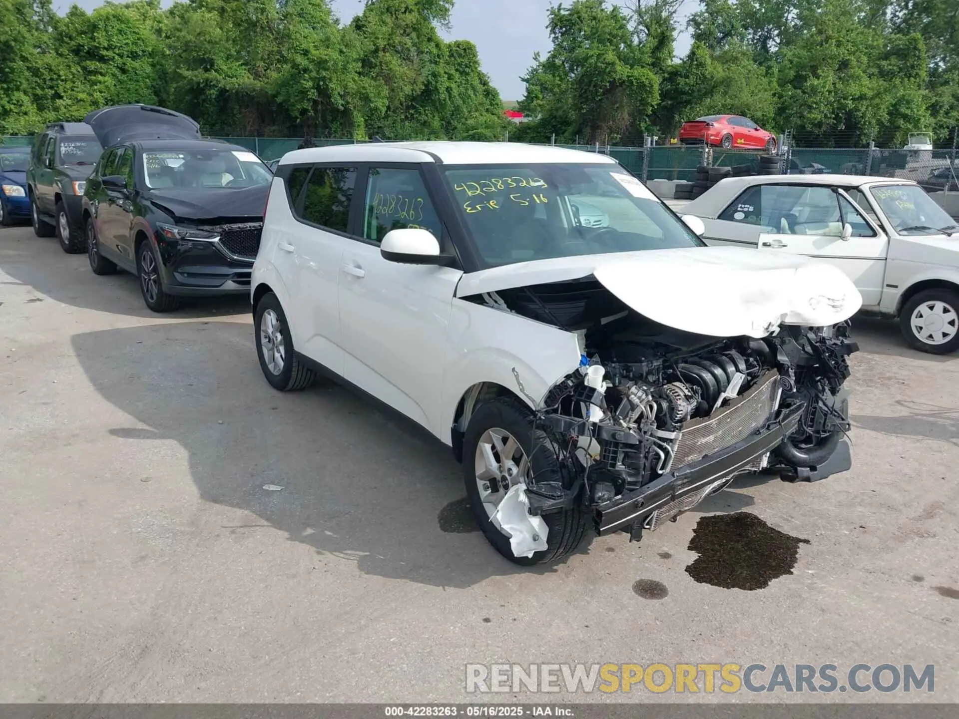 1 Photograph of a damaged car KNDJ23AU9N7829732 KIA SOUL 2022