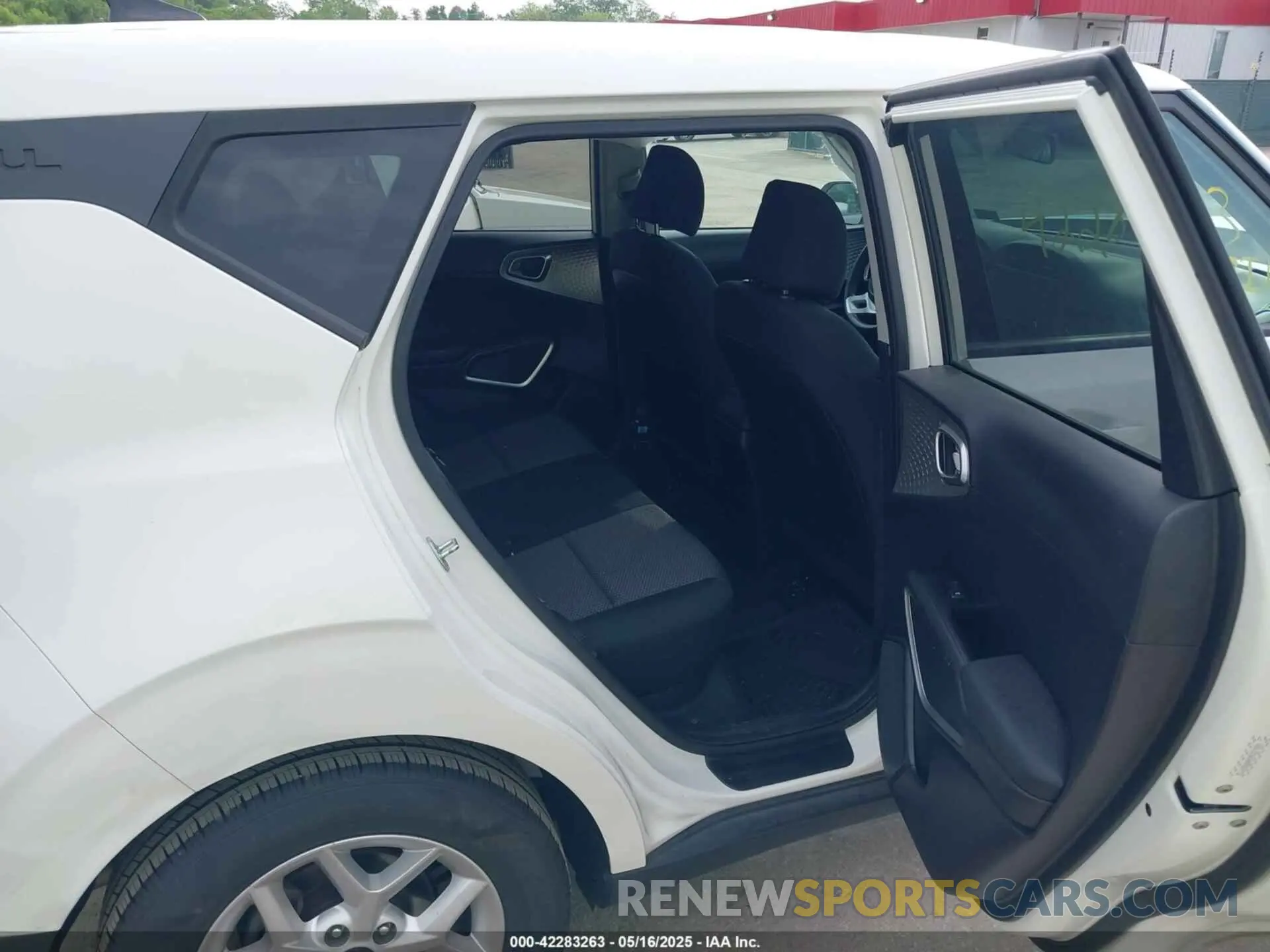 8 Photograph of a damaged car KNDJ23AU9N7829732 KIA SOUL 2022