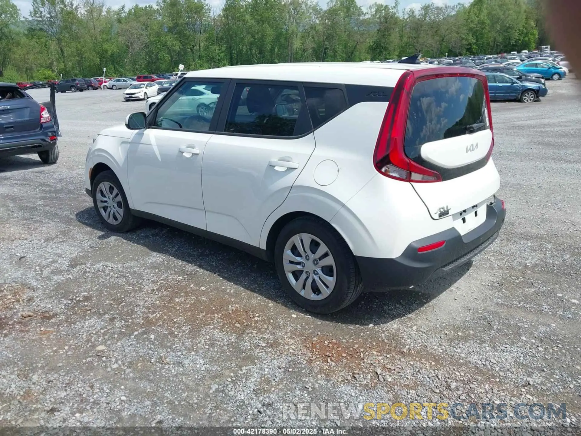3 Photograph of a damaged car KNDJ23AU9N7830492 KIA SOUL 2022