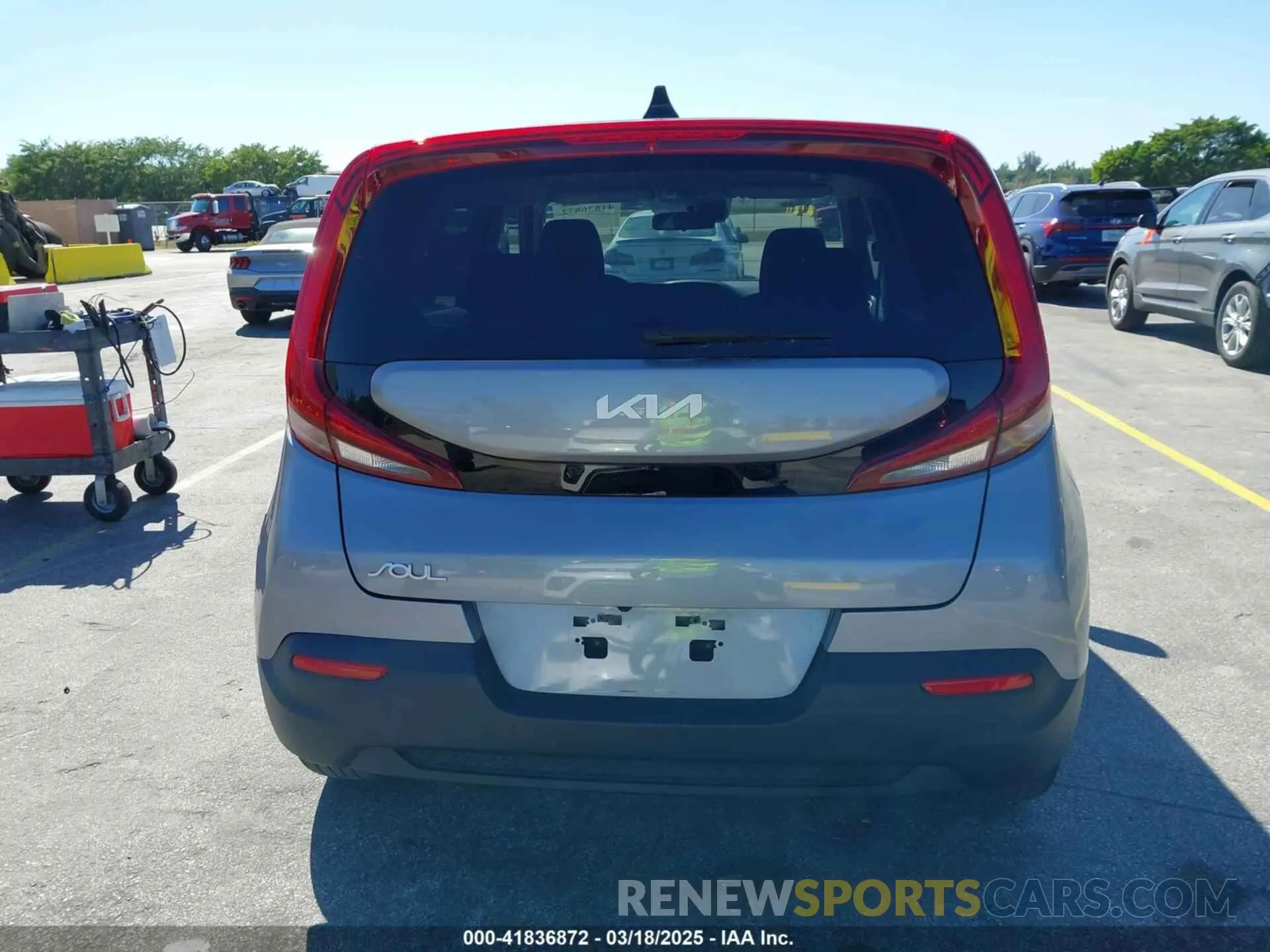 16 Photograph of a damaged car KNDJ23AUXN7810395 KIA SOUL 2022