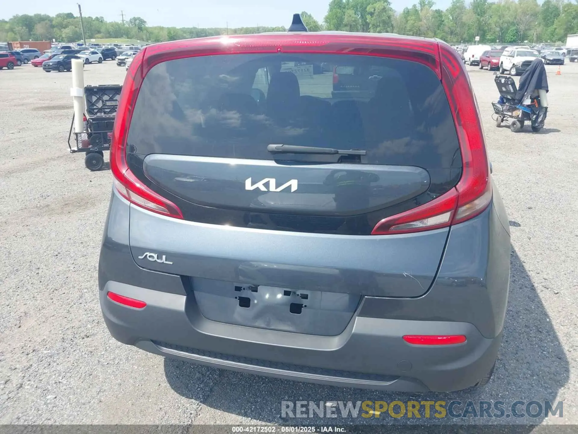 16 Photograph of a damaged car KNDJ23AUXN7836074 KIA SOUL 2022