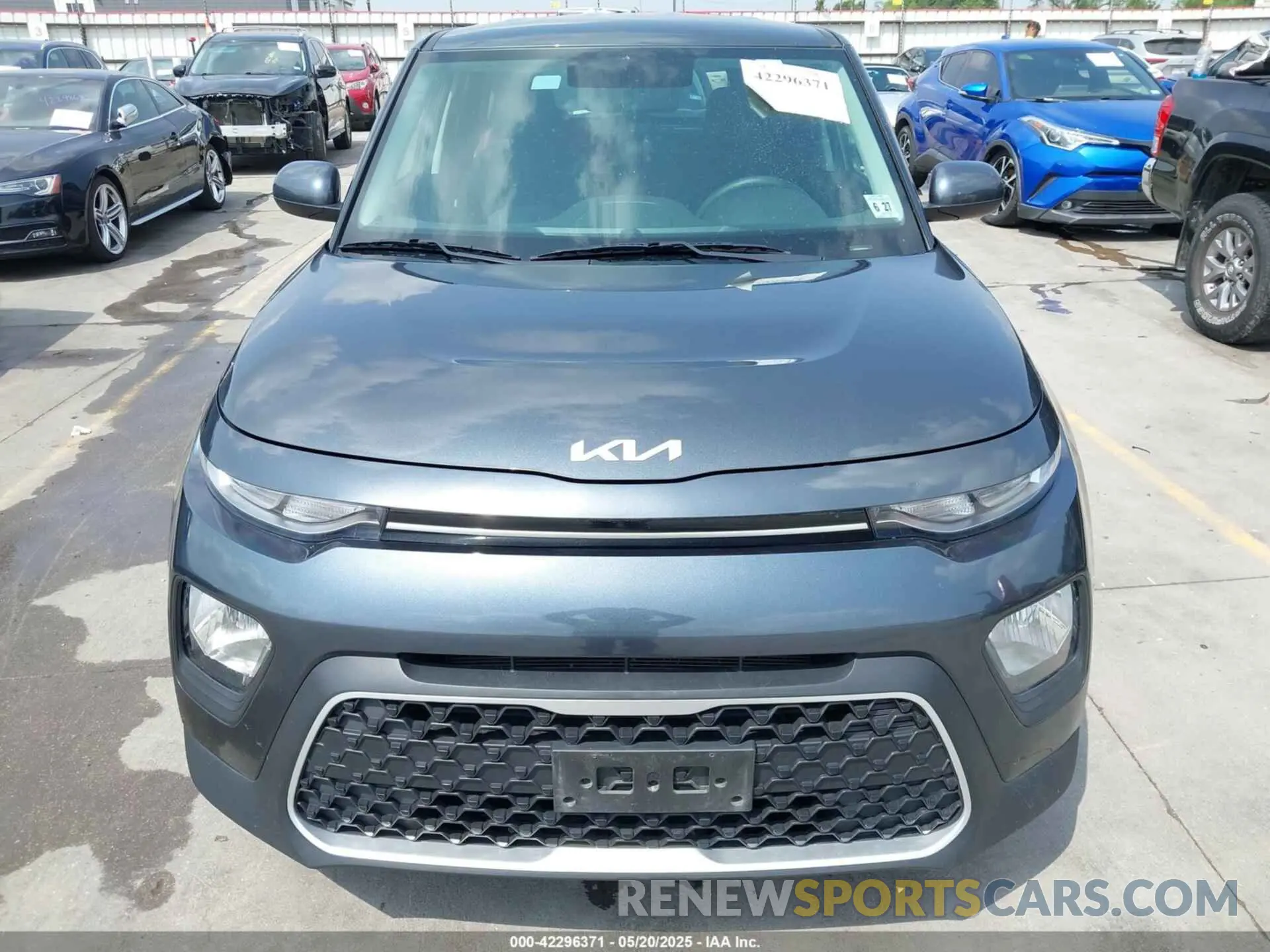 13 Photograph of a damaged car KNDJ23AUXN7837645 KIA SOUL 2022