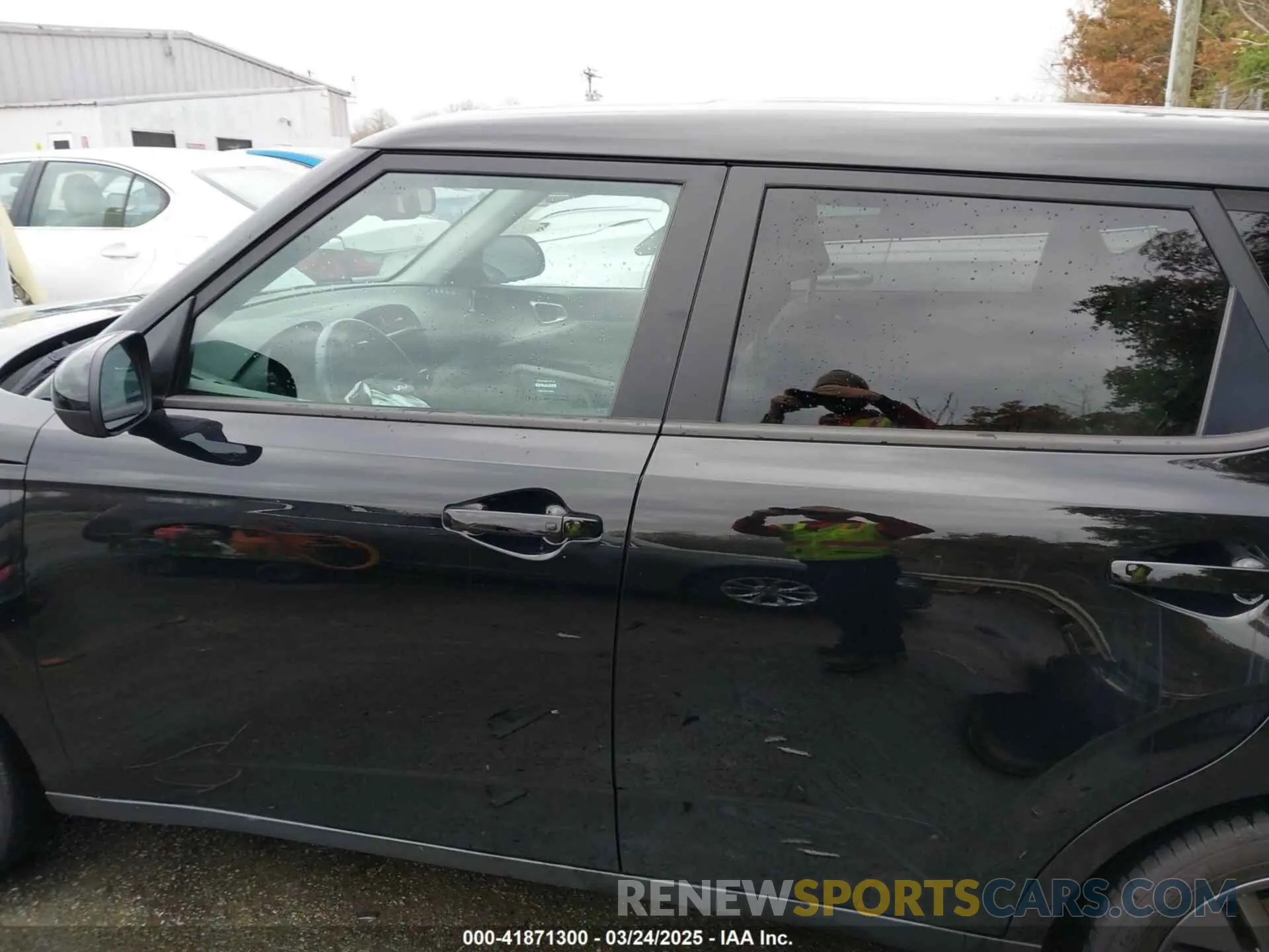 14 Photograph of a damaged car KNDJ33AU3N7798250 KIA SOUL 2022