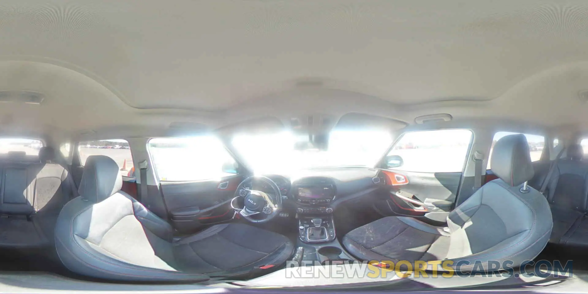 12 Photograph of a damaged car KNDJ53AF3N7818136 KIA SOUL 2022