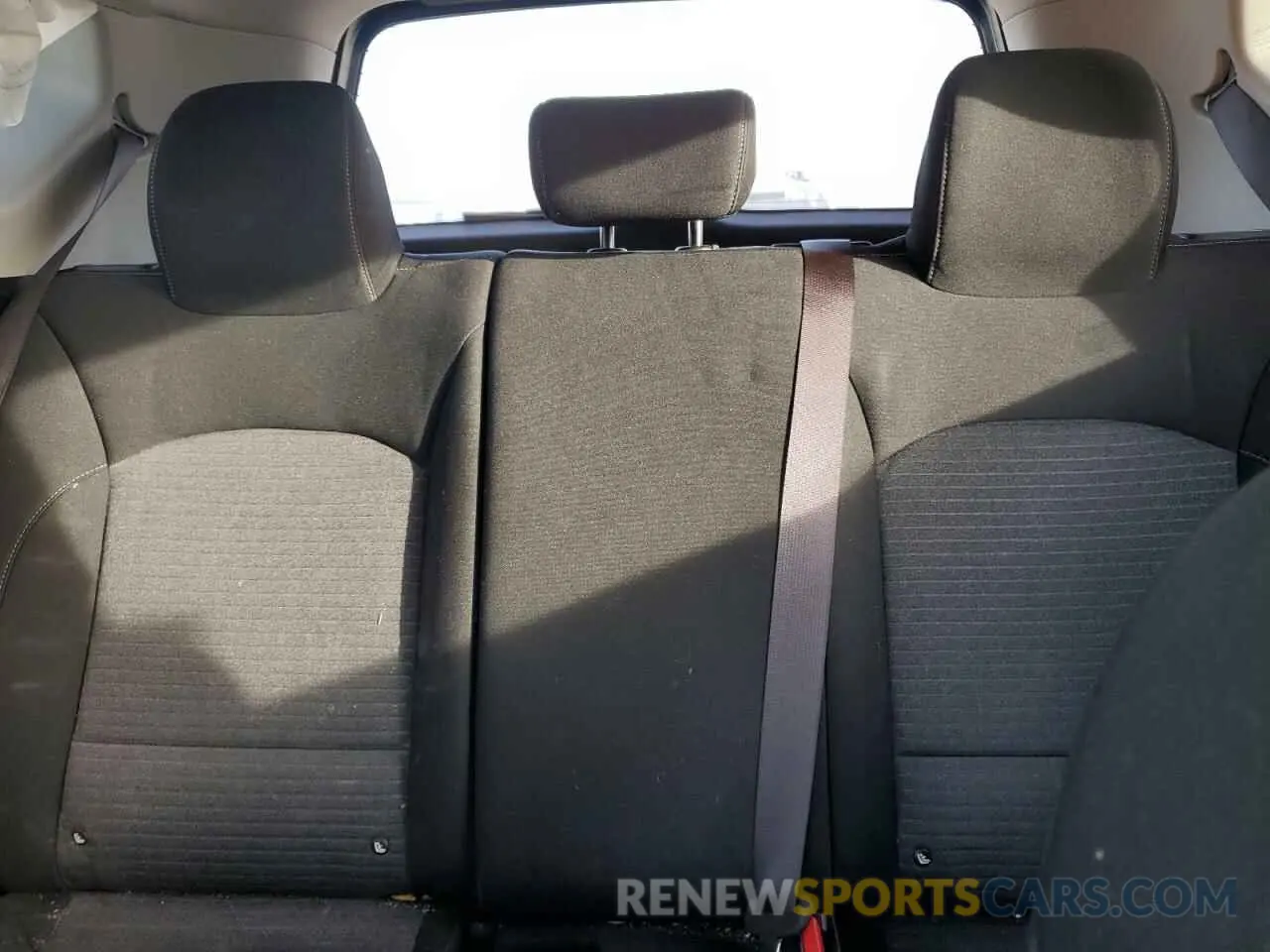 10 Photograph of a damaged car KNDJ63AU1N7824643 KIA SOUL 2022