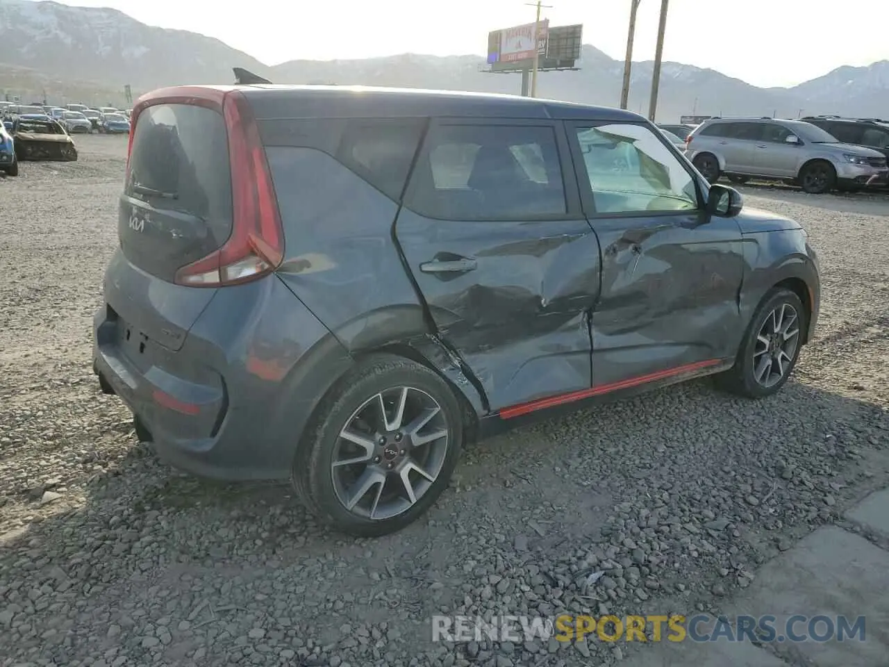 3 Photograph of a damaged car KNDJ63AU1N7824643 KIA SOUL 2022