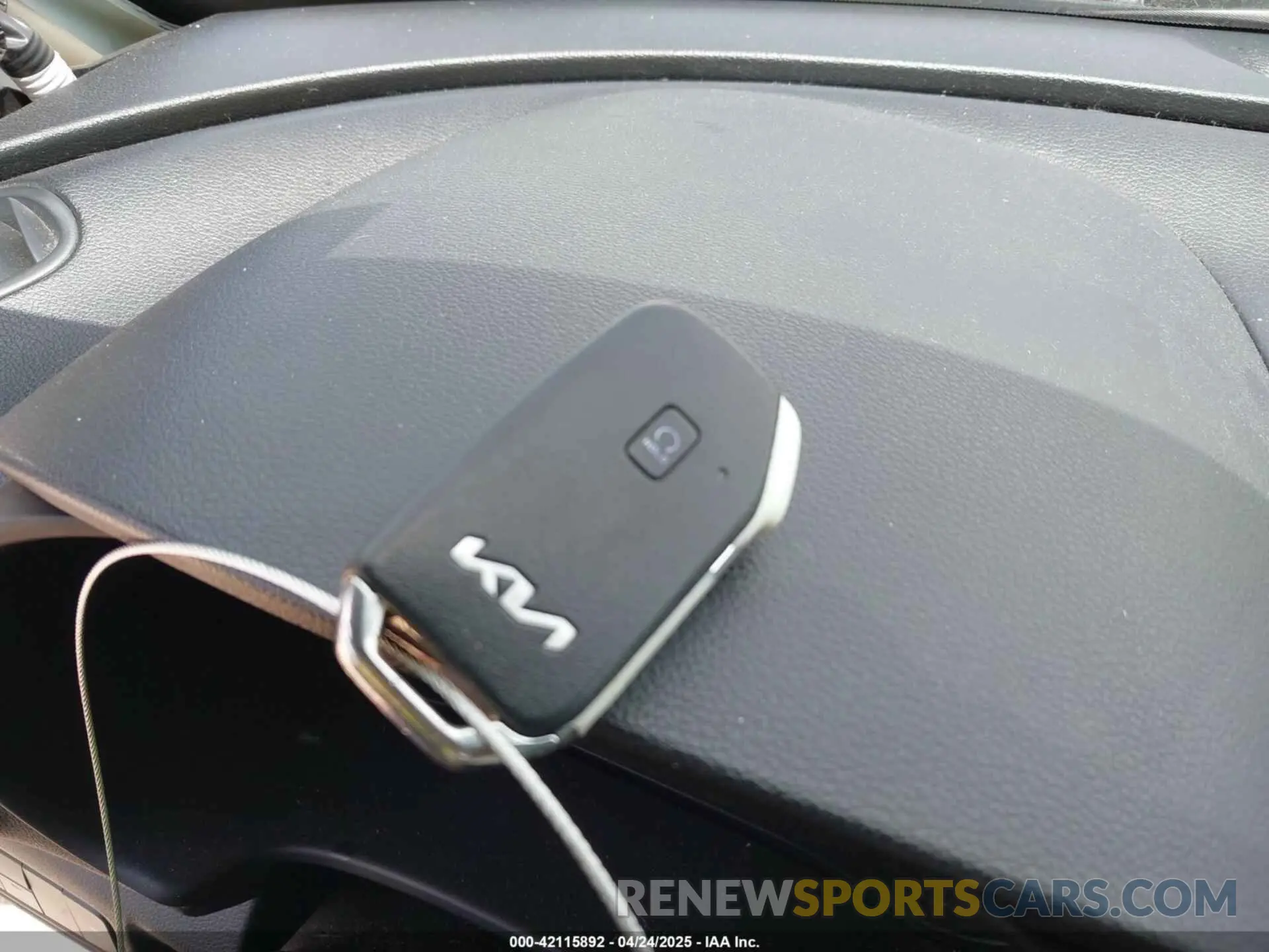 11 Photograph of a damaged car KNDJ63AU2N7166959 KIA SOUL 2022