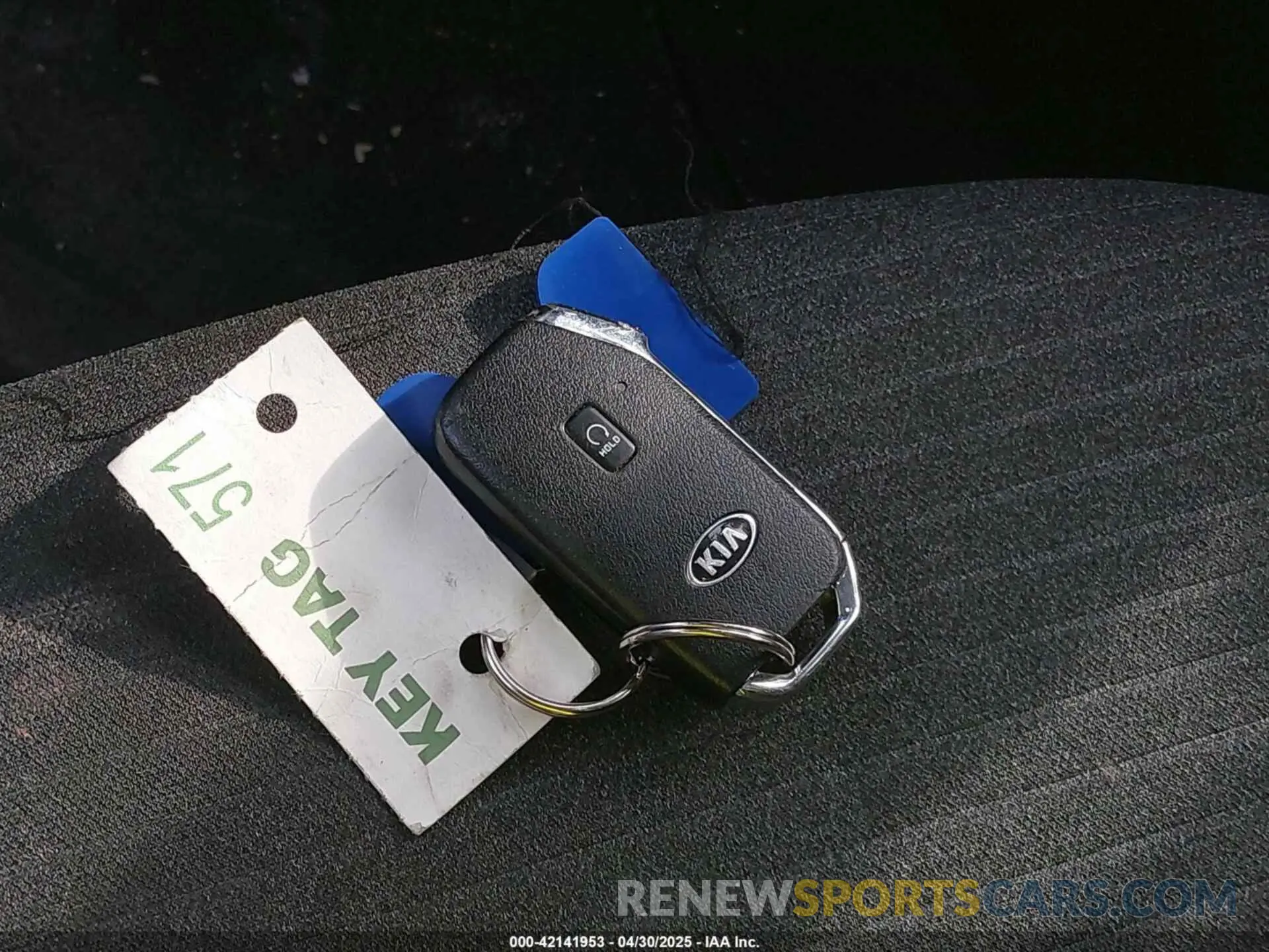 11 Photograph of a damaged car KNDJ63AU8N7151589 KIA SOUL 2022