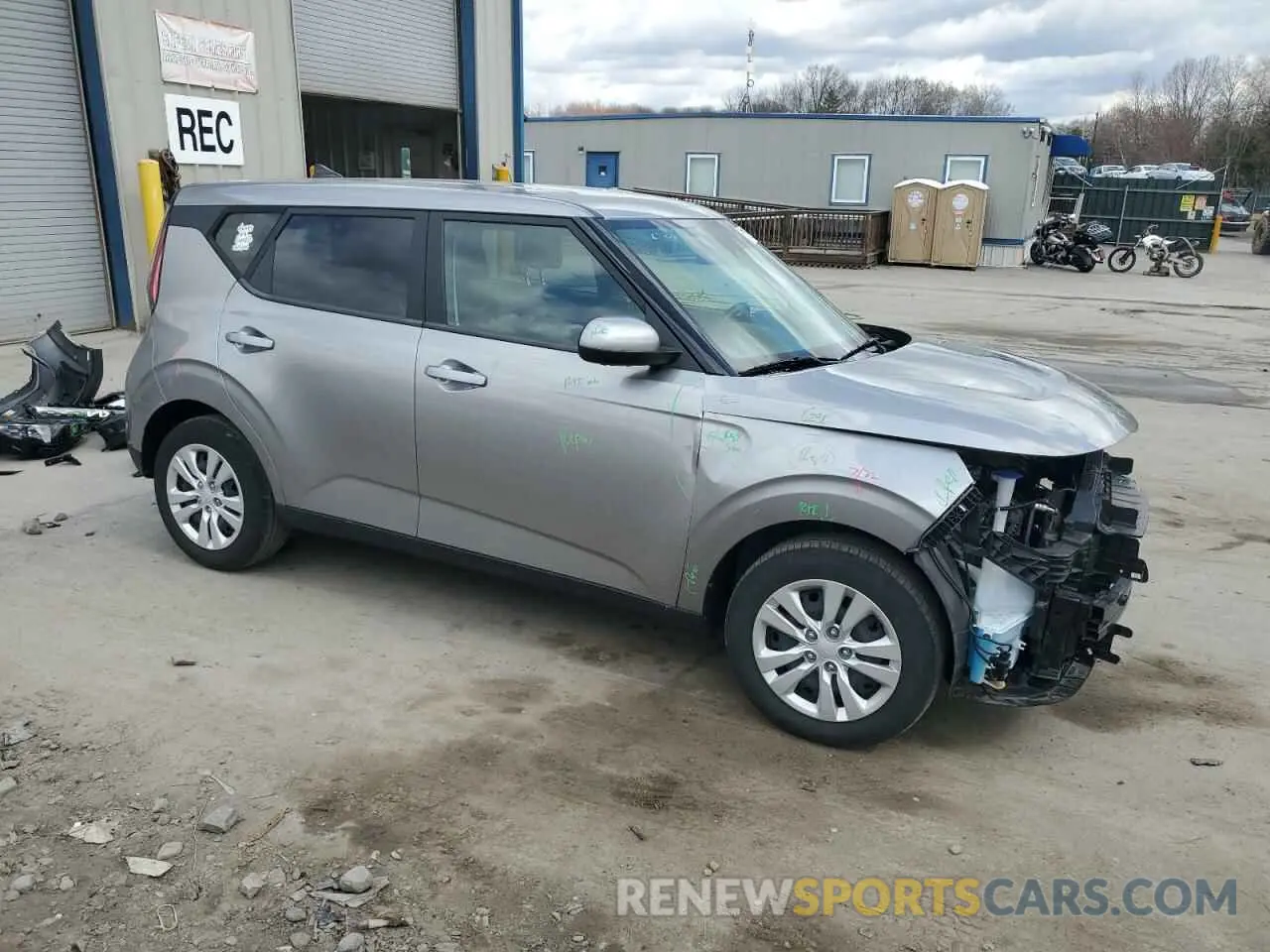 4 Photograph of a damaged car KNDJ23AU0P7188585 KIA SOUL 2023