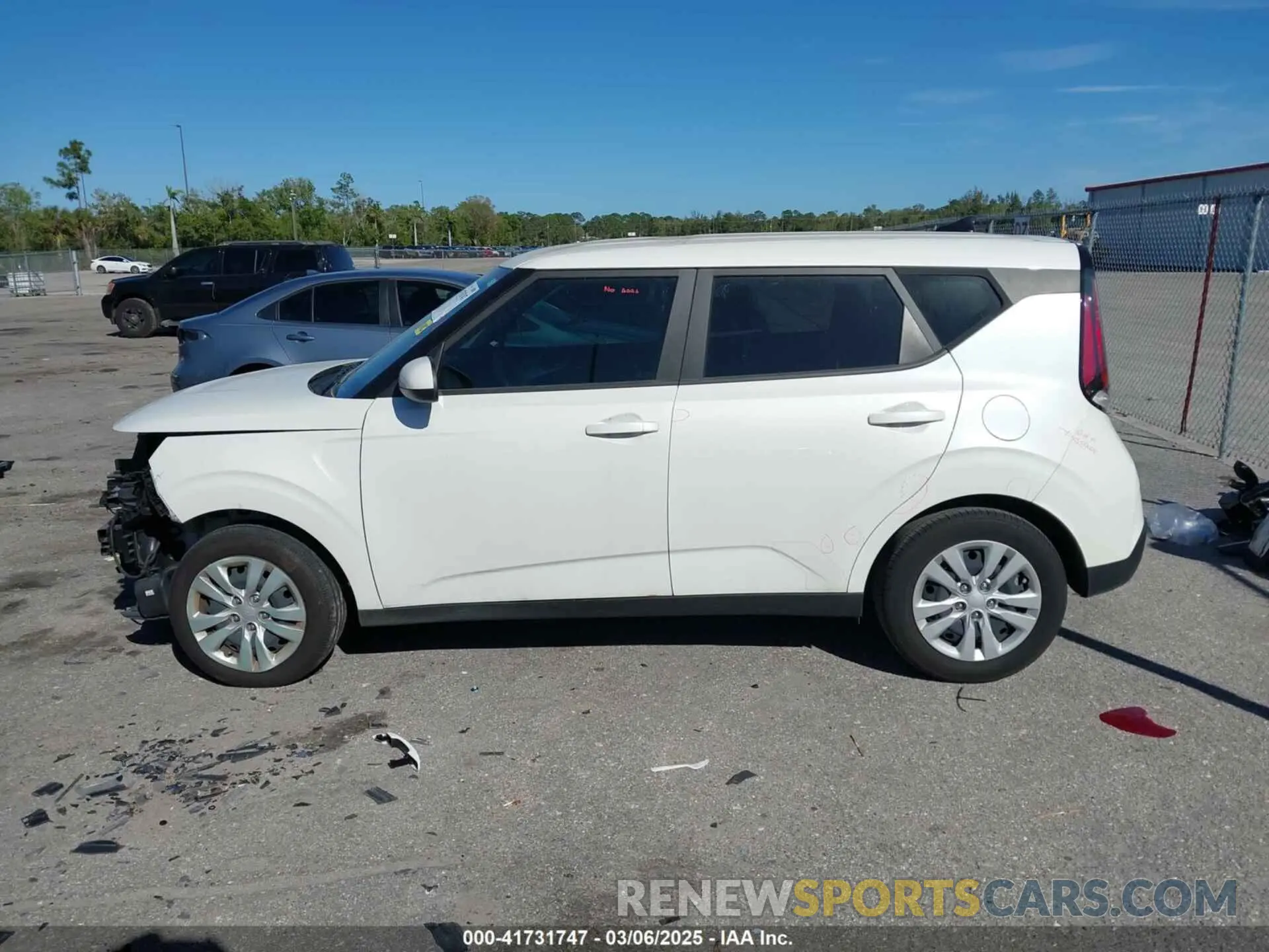 14 Photograph of a damaged car KNDJ23AU0P7858524 KIA SOUL 2023